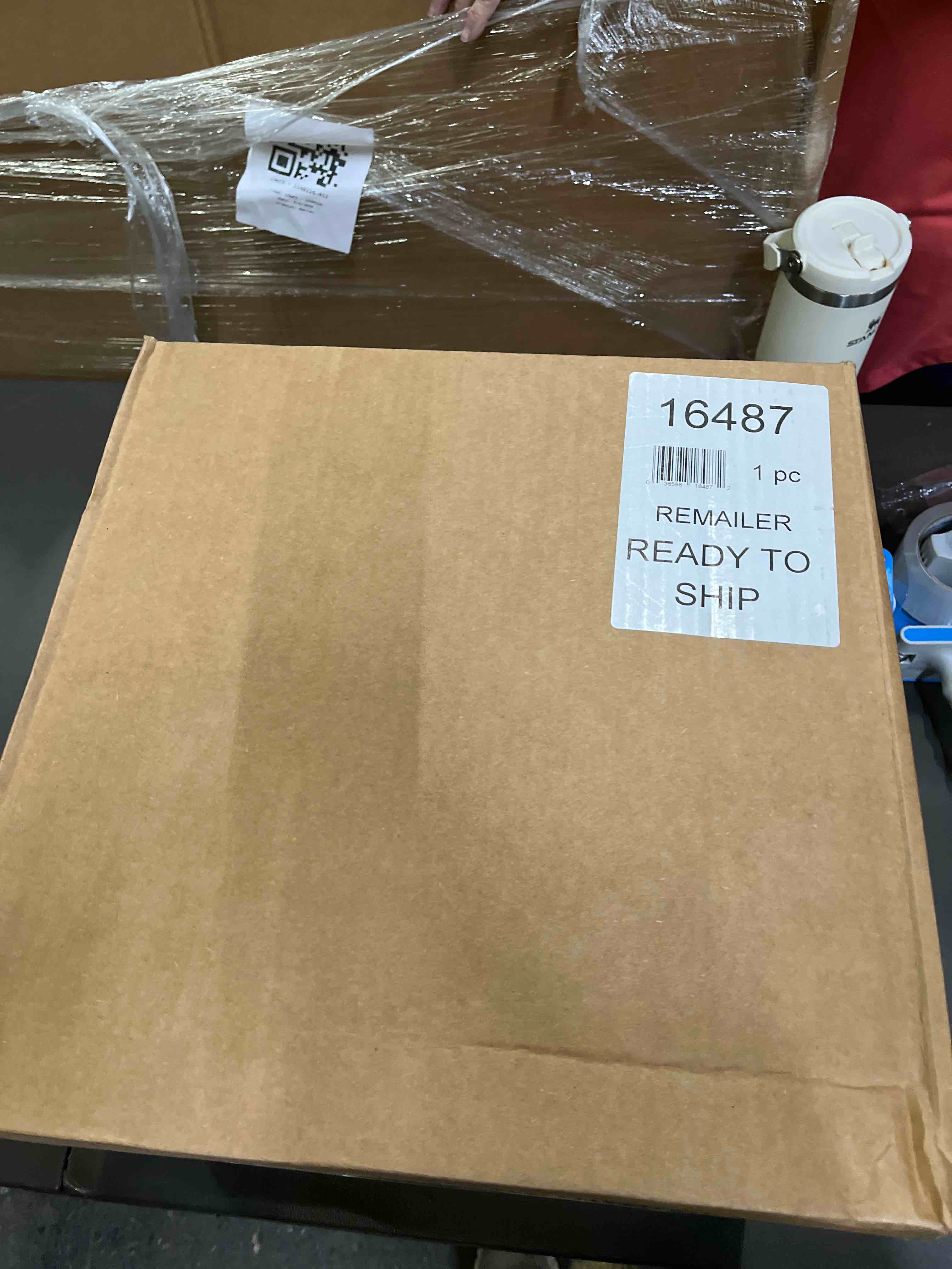 https://s3.amazonaws.com/lotting-images-prod/RustDustWanderlust/BRN4980679_1778006502082.jpeg