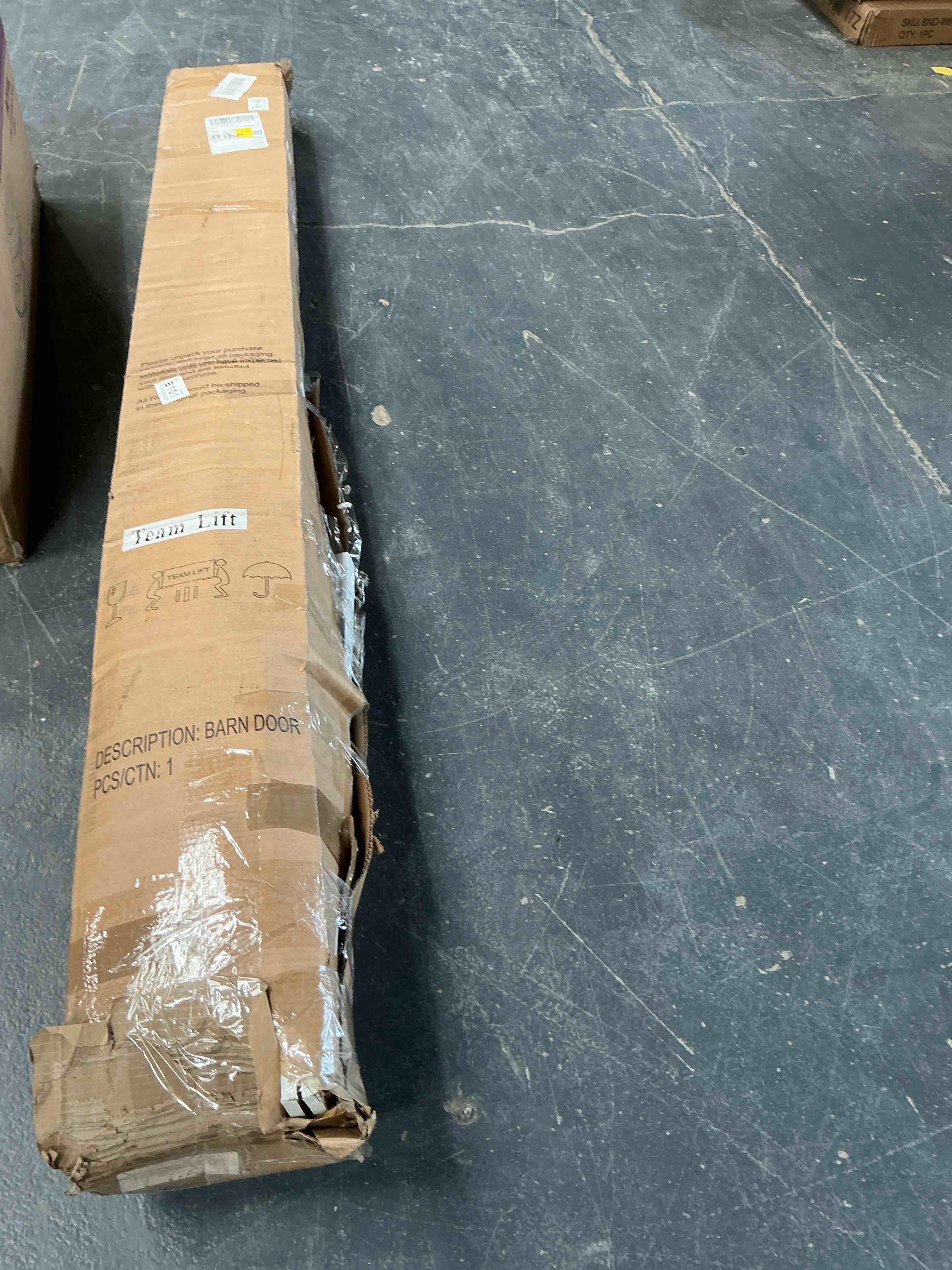 Condition photo showing Good Condition for barn door hardware kit