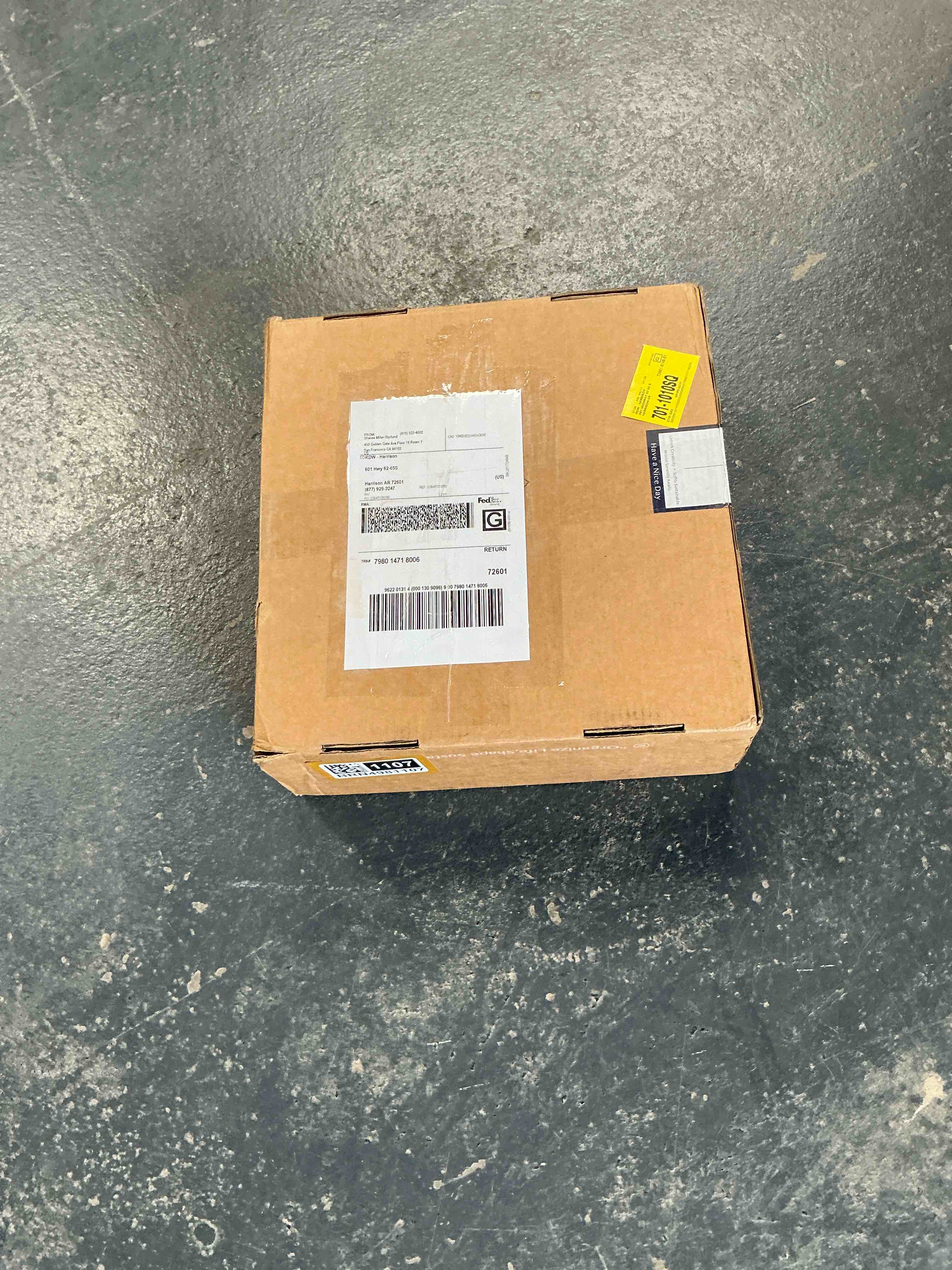 https://s3.amazonaws.com/lotting-images-prod/RustDustWanderlust/BRN4981107_1776972073456.jpeg