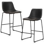 black barstool