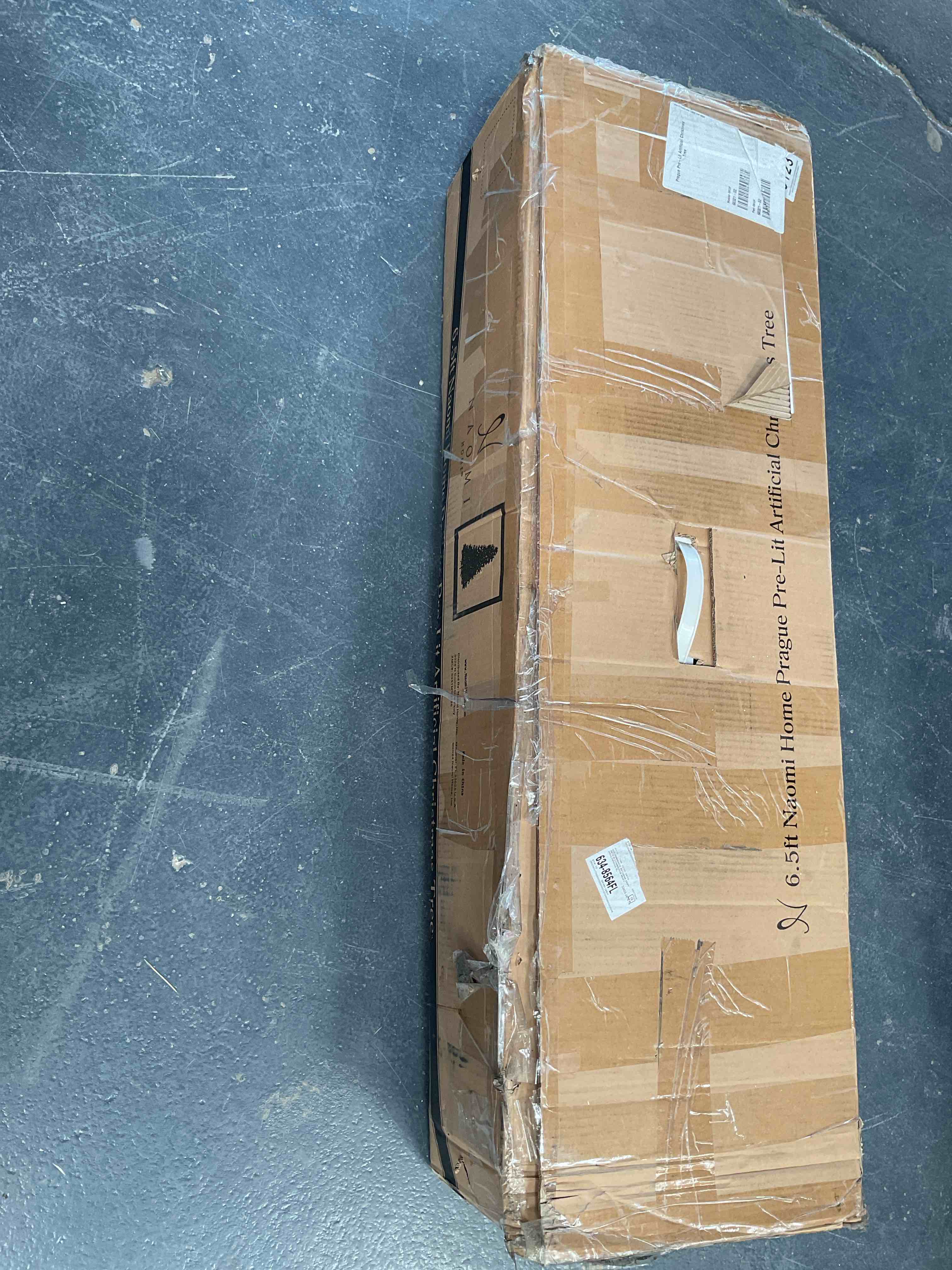 https://s3.amazonaws.com/lotting-images-prod/RustDustWanderlust/BRN4981304_1777322866412.jpeg