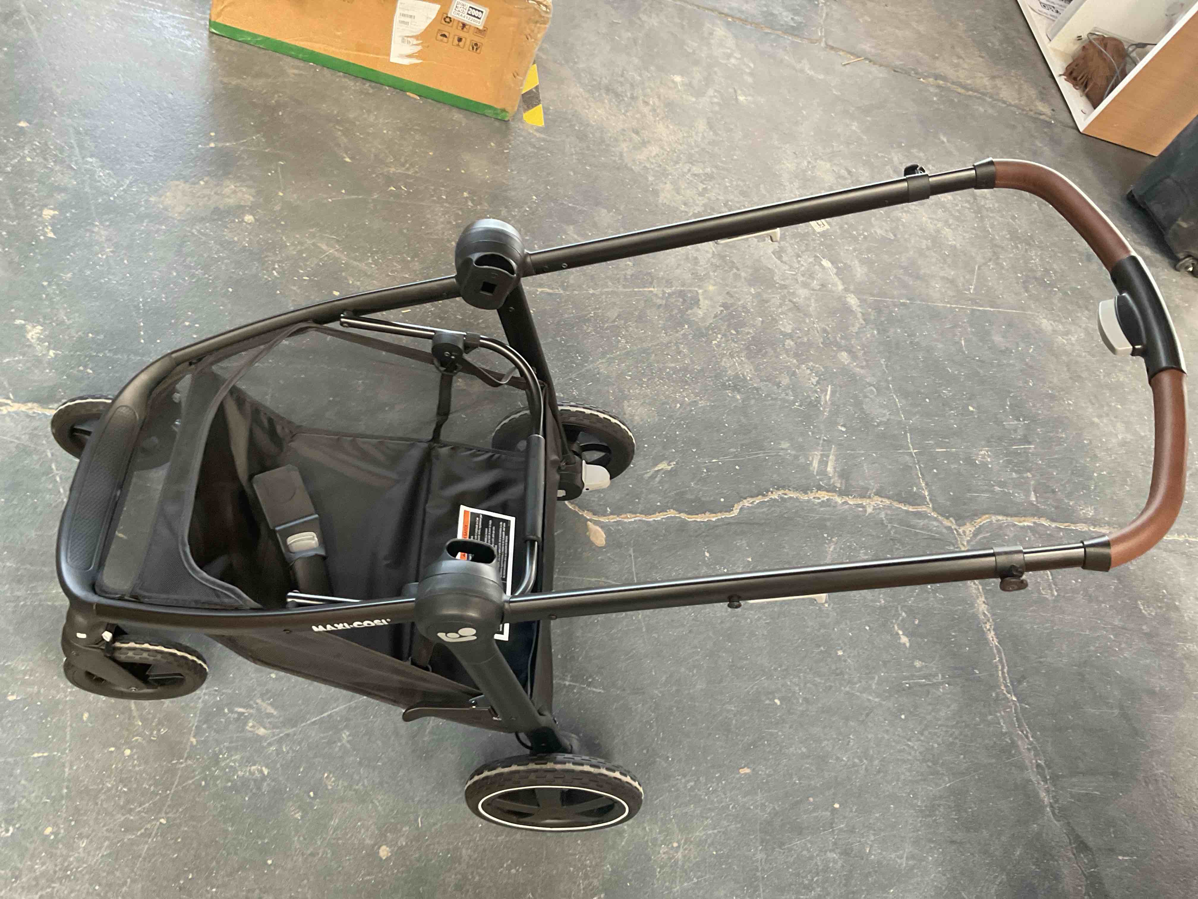 Condition photo showing Good Condition for maxi-cosi stroller