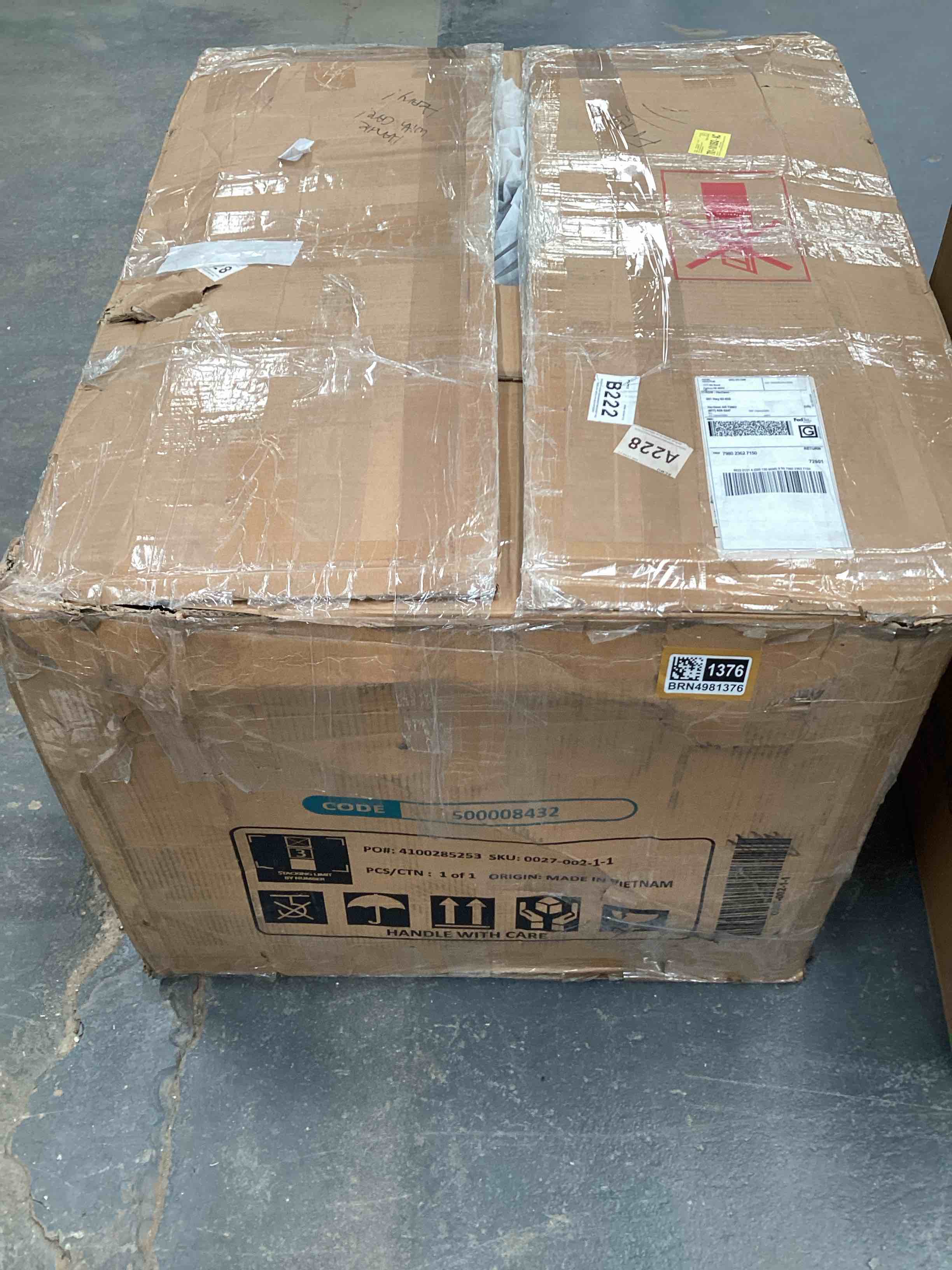 https://s3.amazonaws.com/lotting-images-prod/RustDustWanderlust/BRN4981376_1777575610831.jpeg