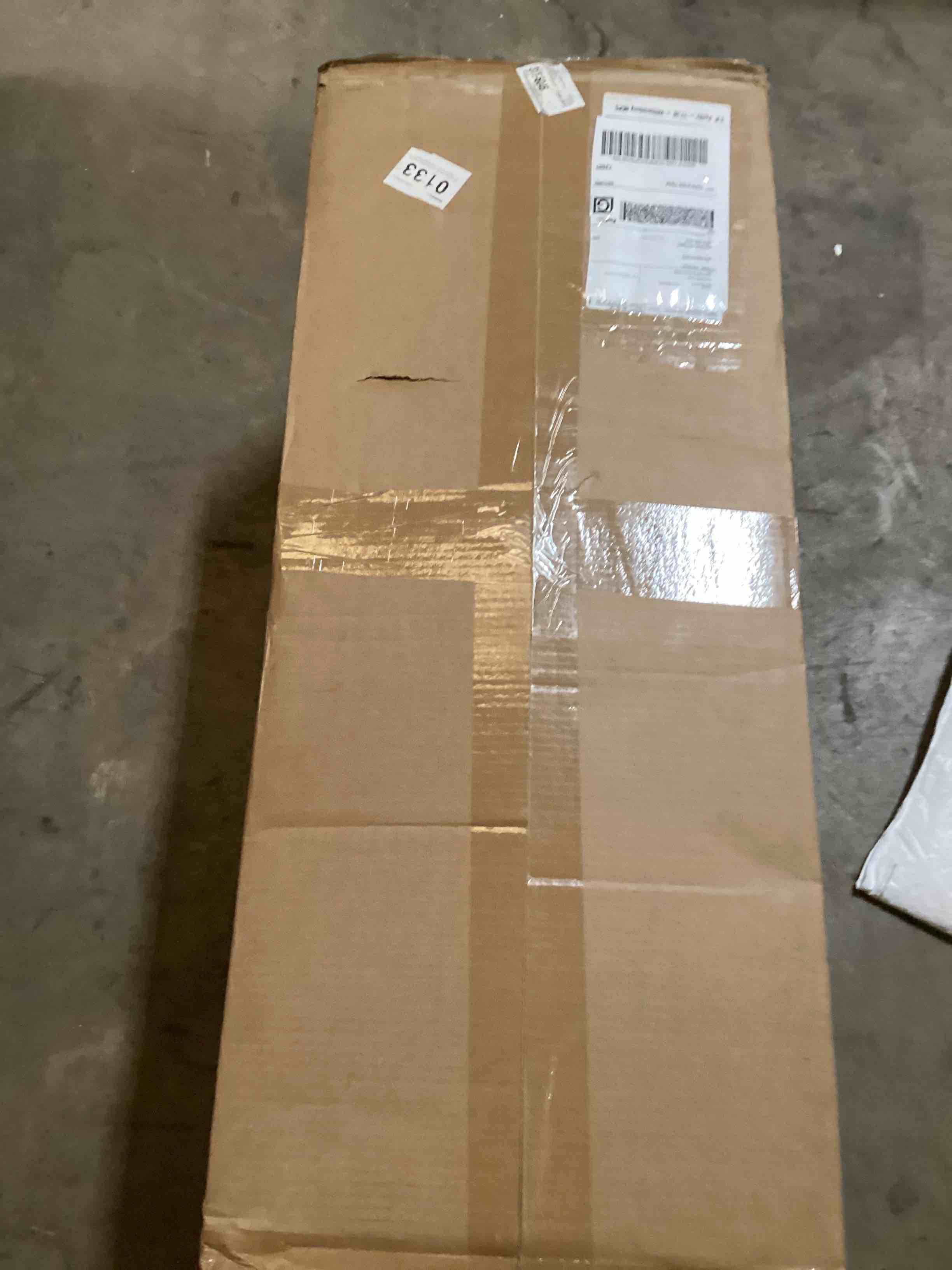 18.5\u0027\u0027 seat height linen upholstered solid wood dining chair