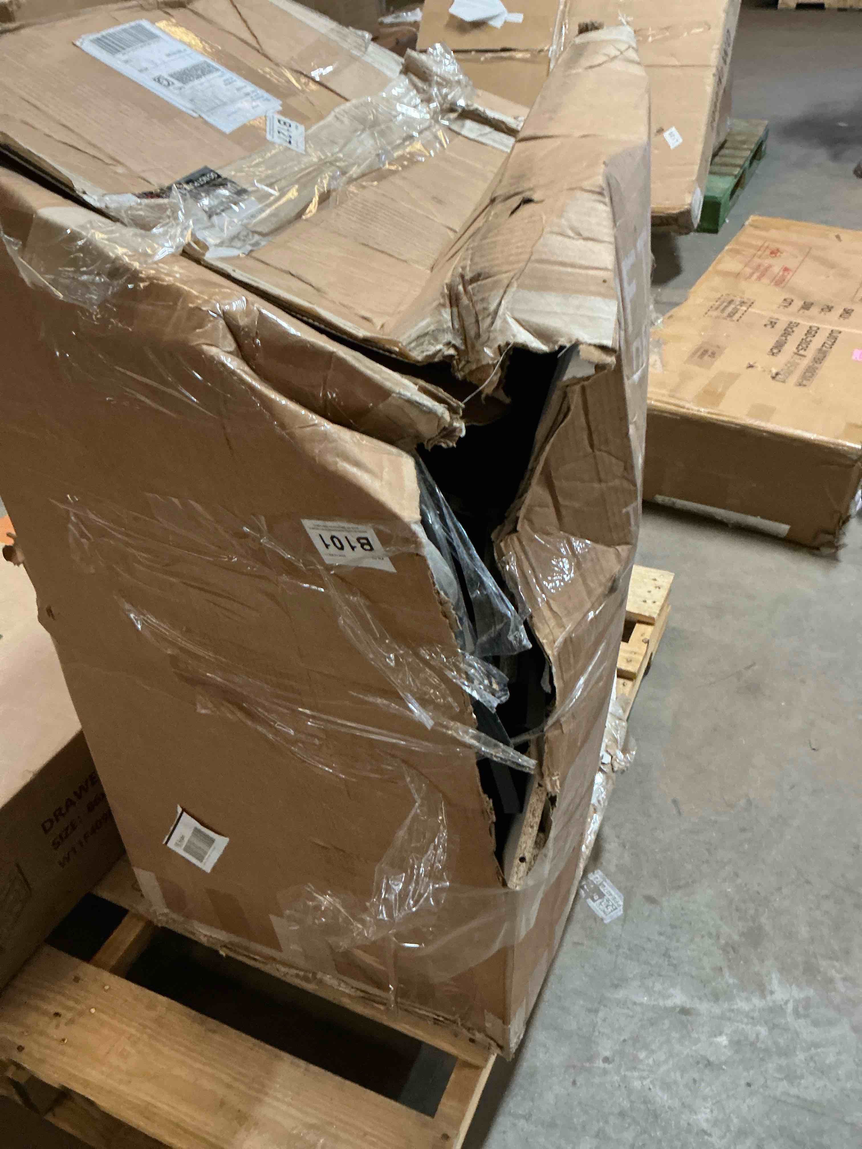 Condition photo showing Good Condition for Double Dresser 6 Drawers Box 2/2-Top, Rails/Plinths, Drawer Fronts, Drawer Bottoms, Back Panel