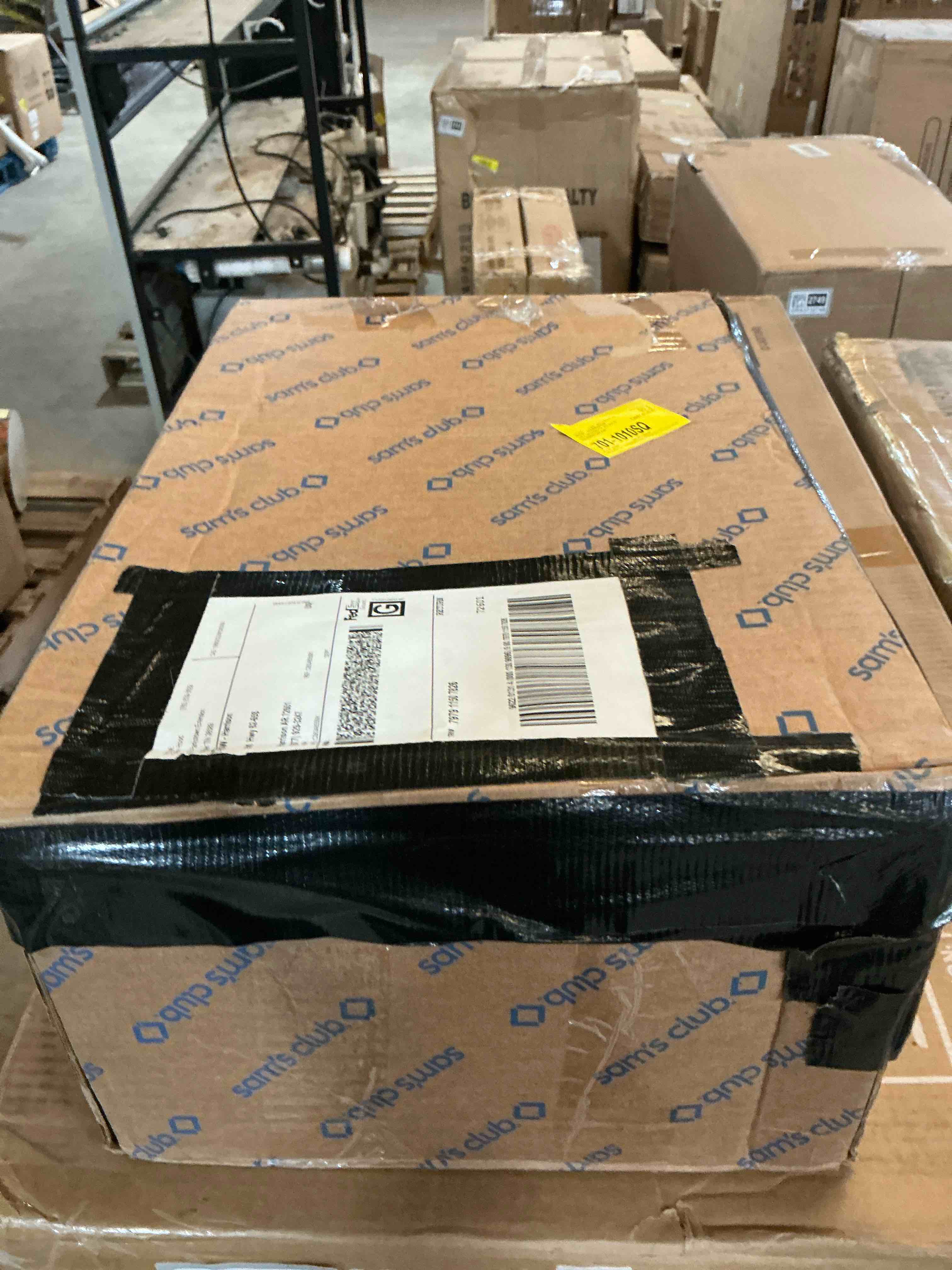 Condition photo showing Good Condition for New England Cutlery 7 Piece Knife Block Set