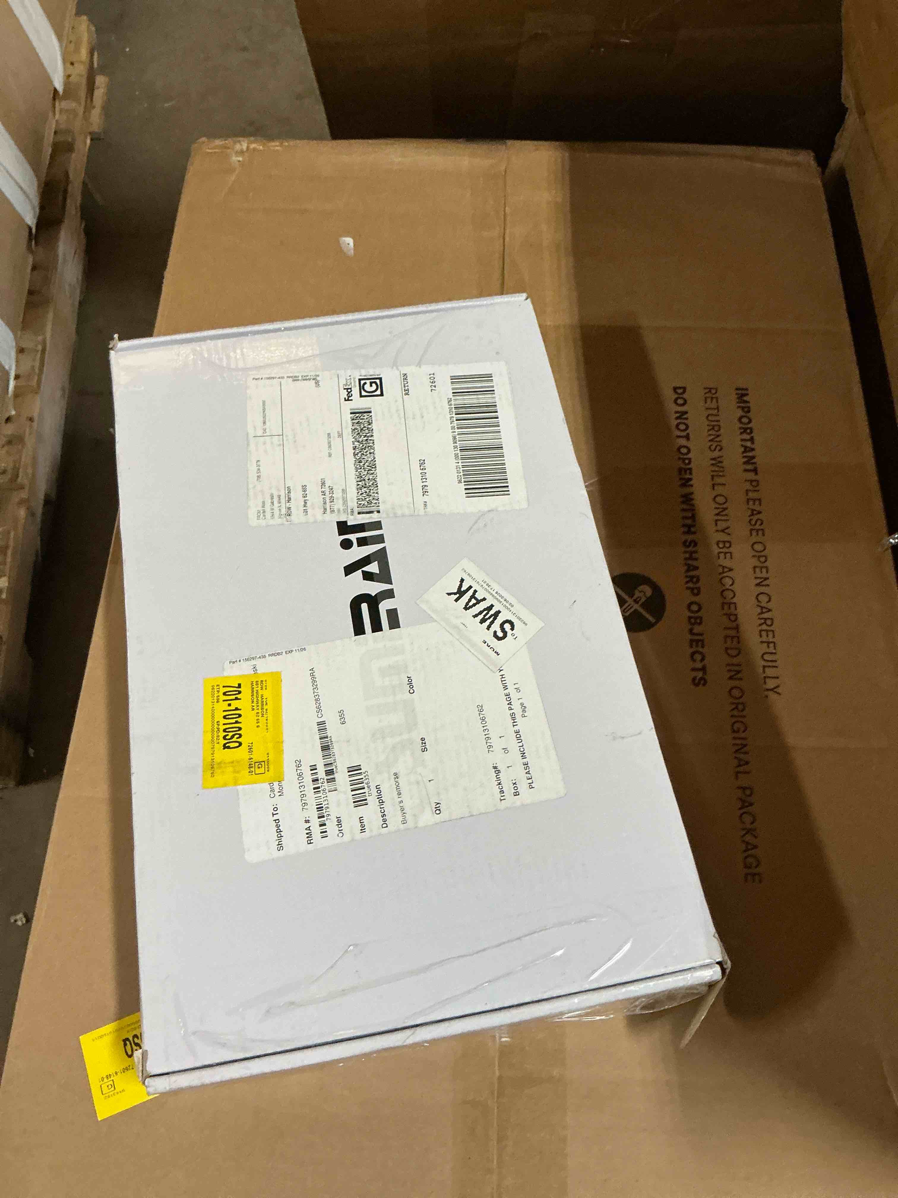 Condition photo showing Good Condition for S6112XI Sumerain Dual Handle Kitchen Sink Faucet Pot Filler,Single Hole Wall Mount Kitchen Faucet with Dual Swing Joints