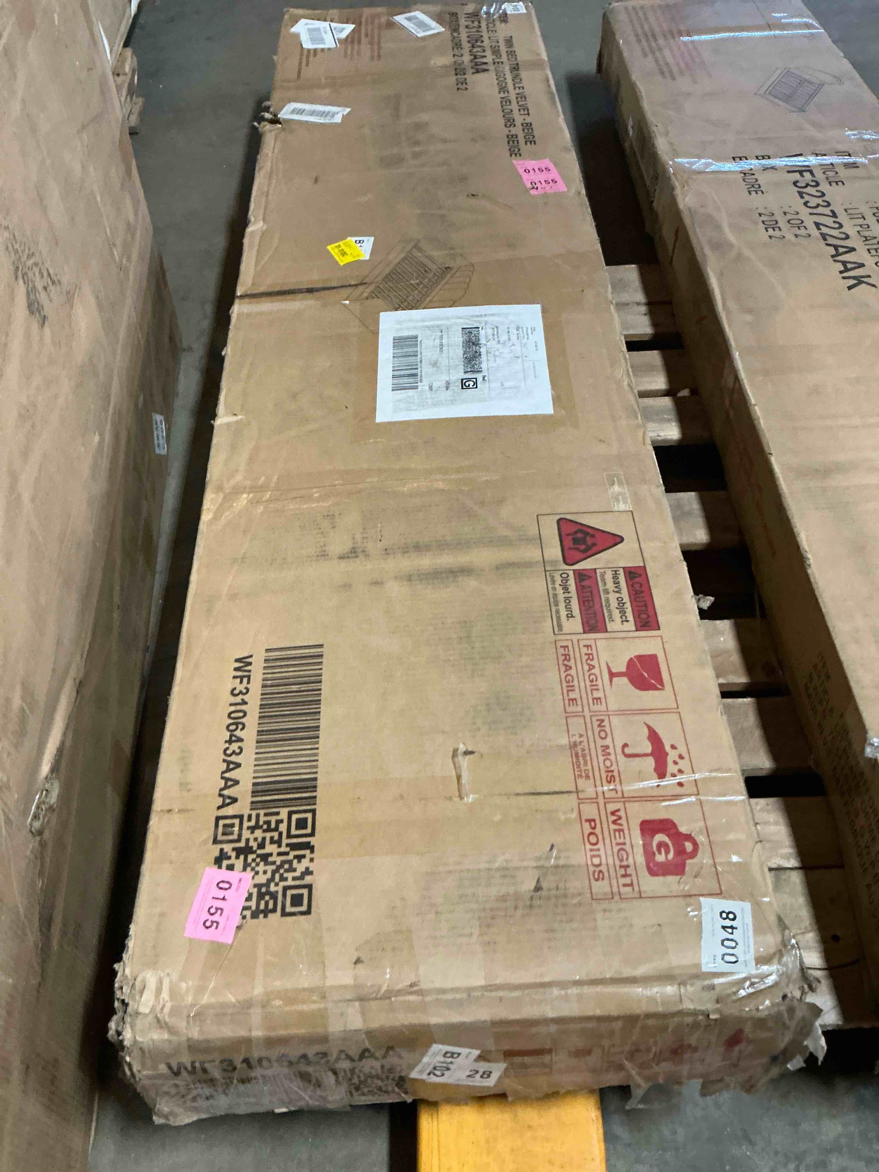 Condition photo showing Good Condition for Twin Bed Trundle Velvet - Beige 