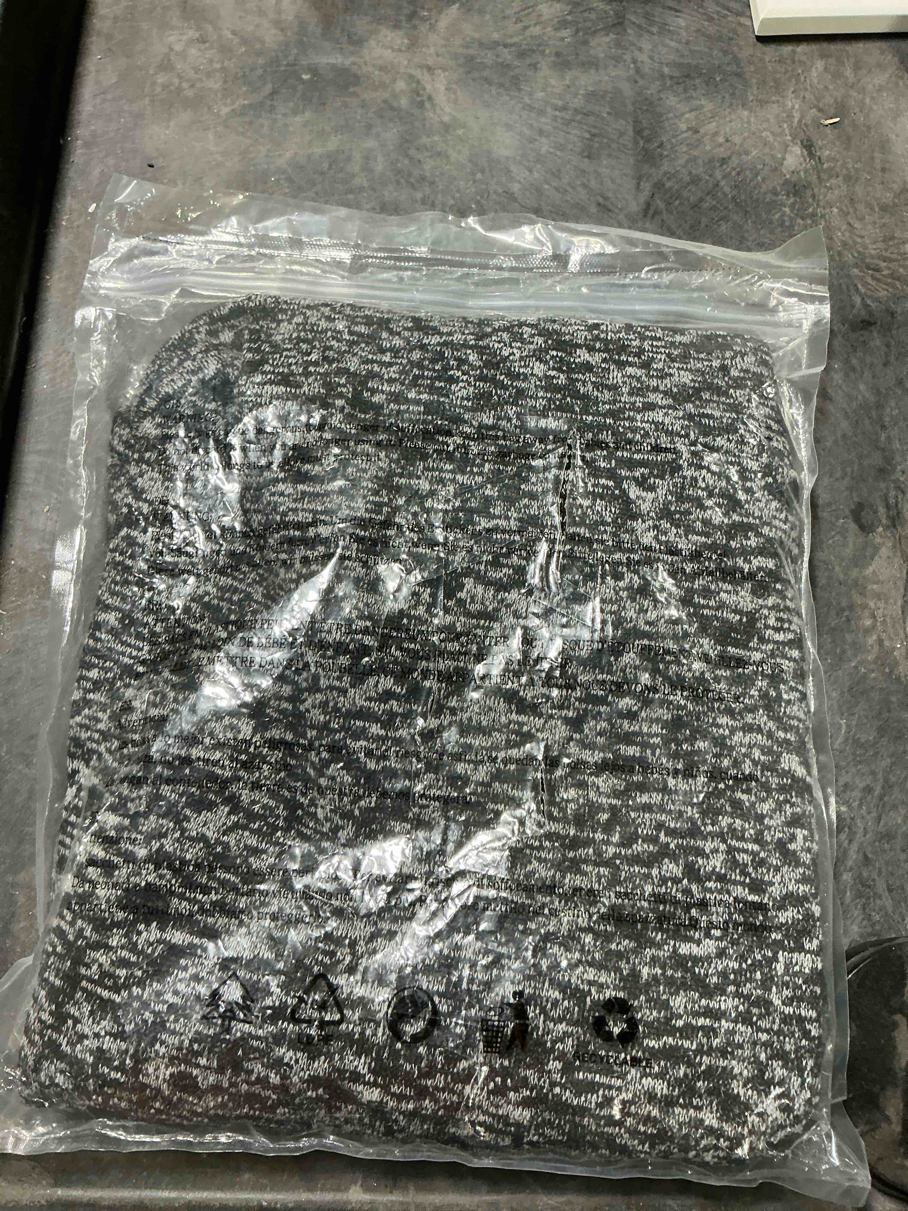 Condition photo showing Good Condition for Men’s Black Heather Sweater Shirt Small