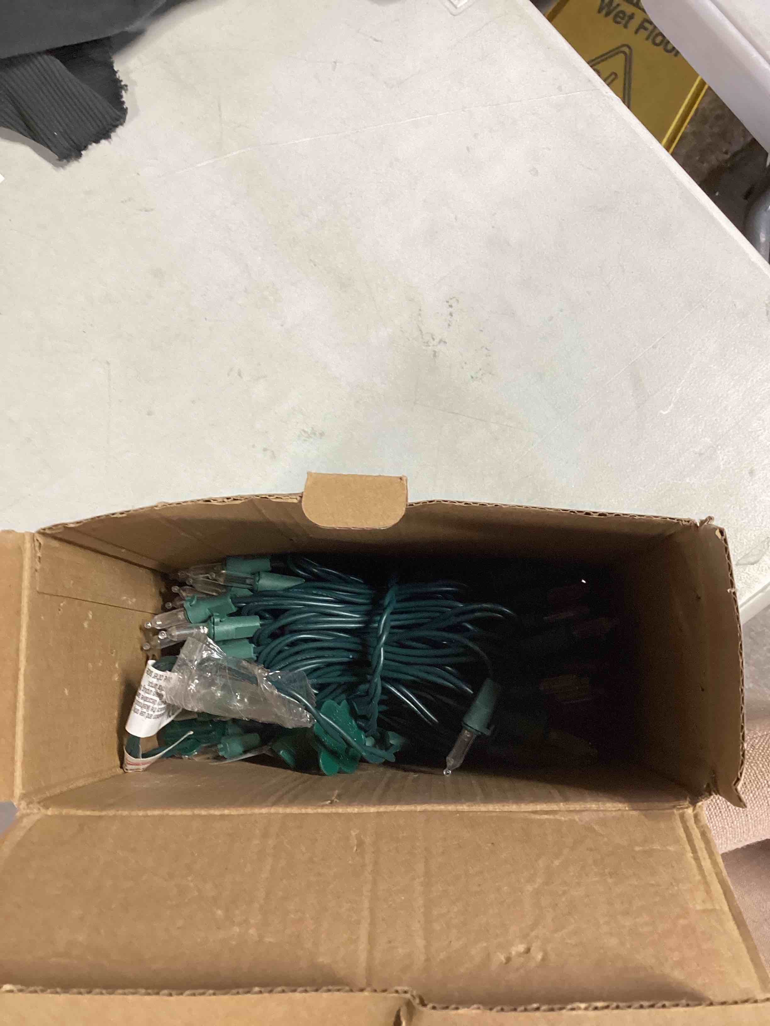 Condition photo showing Good Condition for (INCOMPLETE ONLY ONE STRAND) Brizled Christmas Tree Lights, 2 Pack 33ft 100 LED Christmas Lights, 120V UL Certified Connectable Xmas Light Indoor Outdoor, Clear Mini Light for Xmas, Tree, Home, Holiday, Green Wire, Bright White Cool White 200 LED