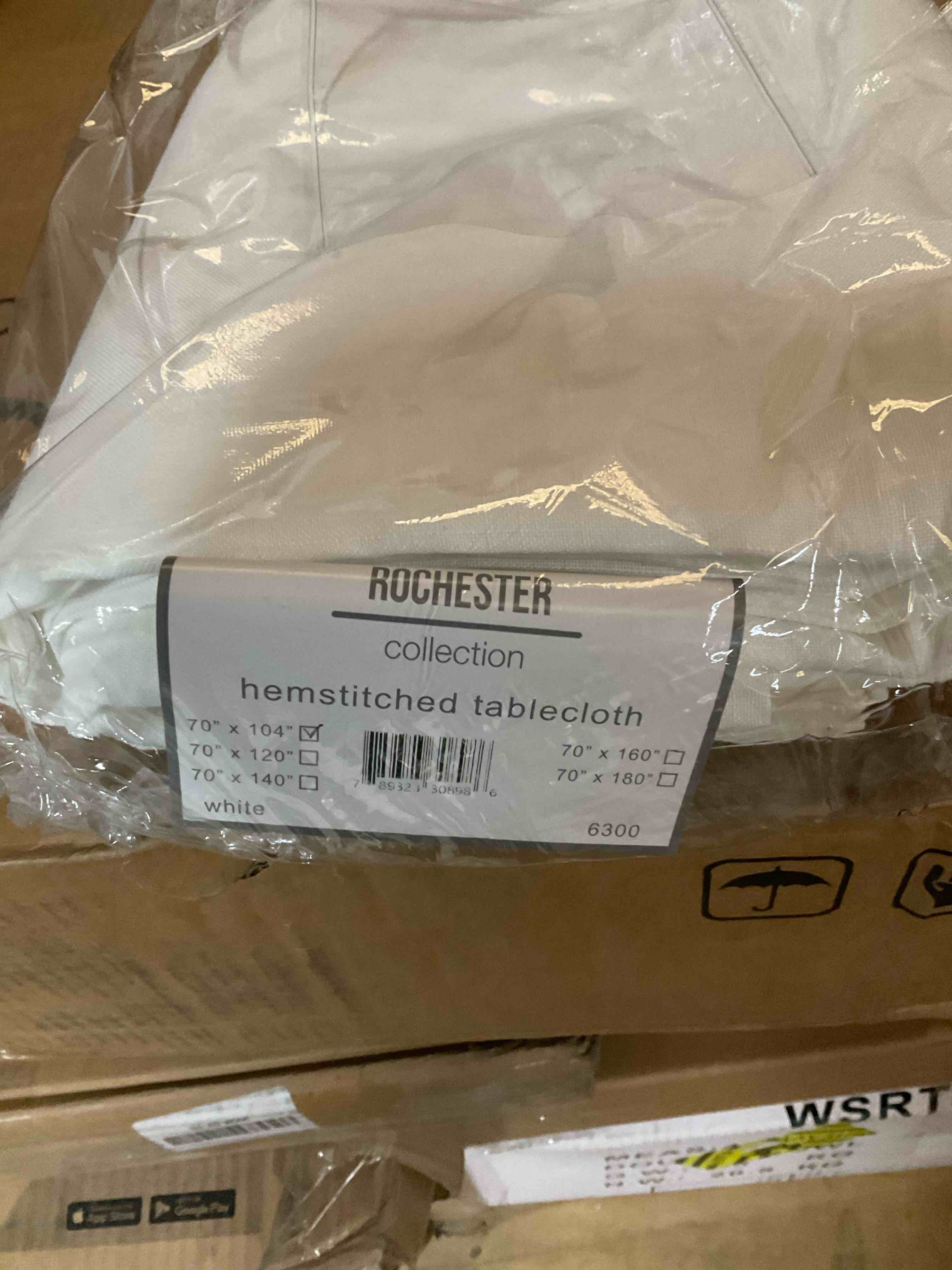 Condition photo showing Good Condition for ROCHESTER, 70“ X 104“ HEMSTITCHED TABLECLOTH COLOR WHITE