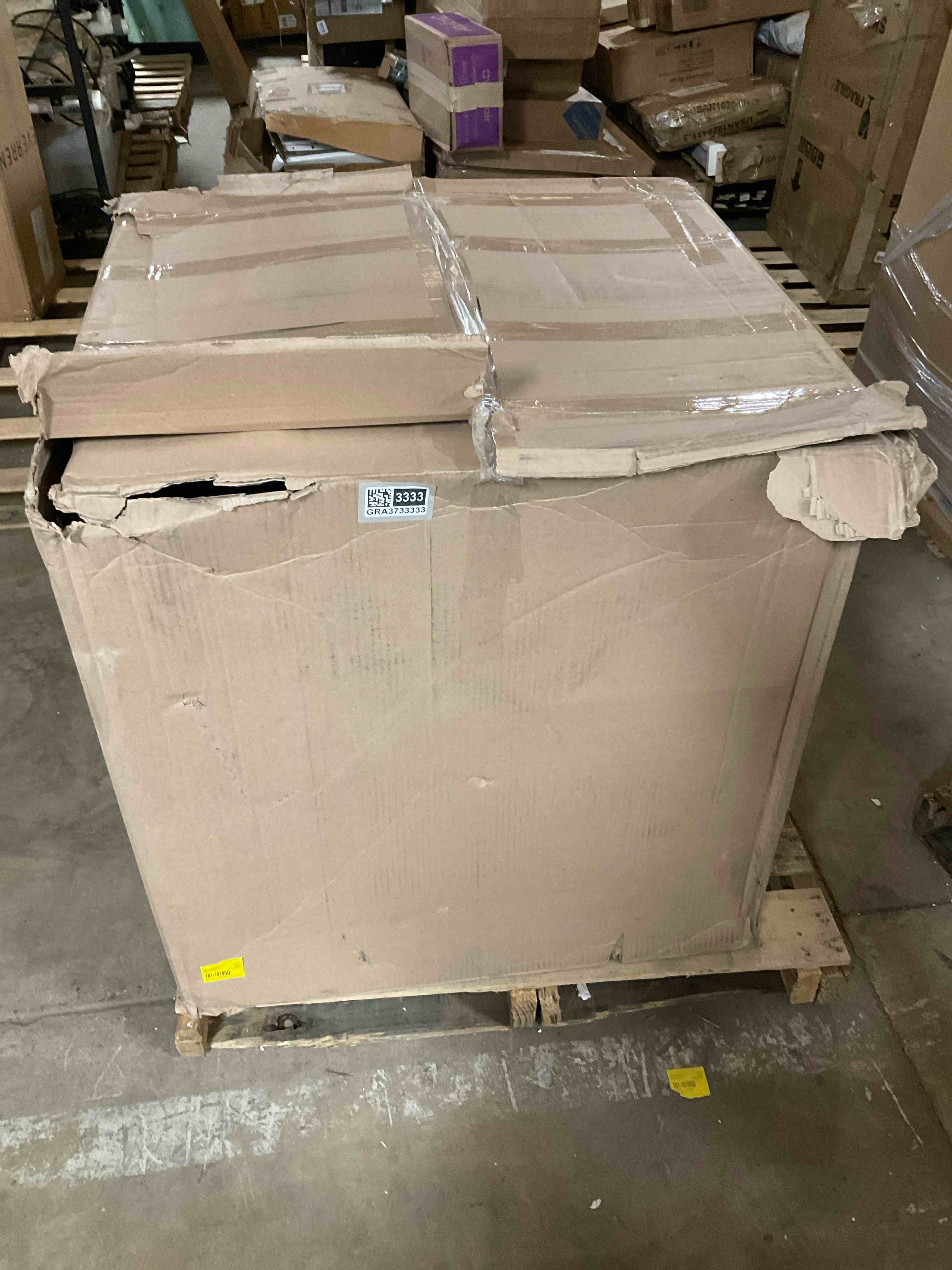 Condition photo showing Good Condition for (INCOMPLETE) California Sectional