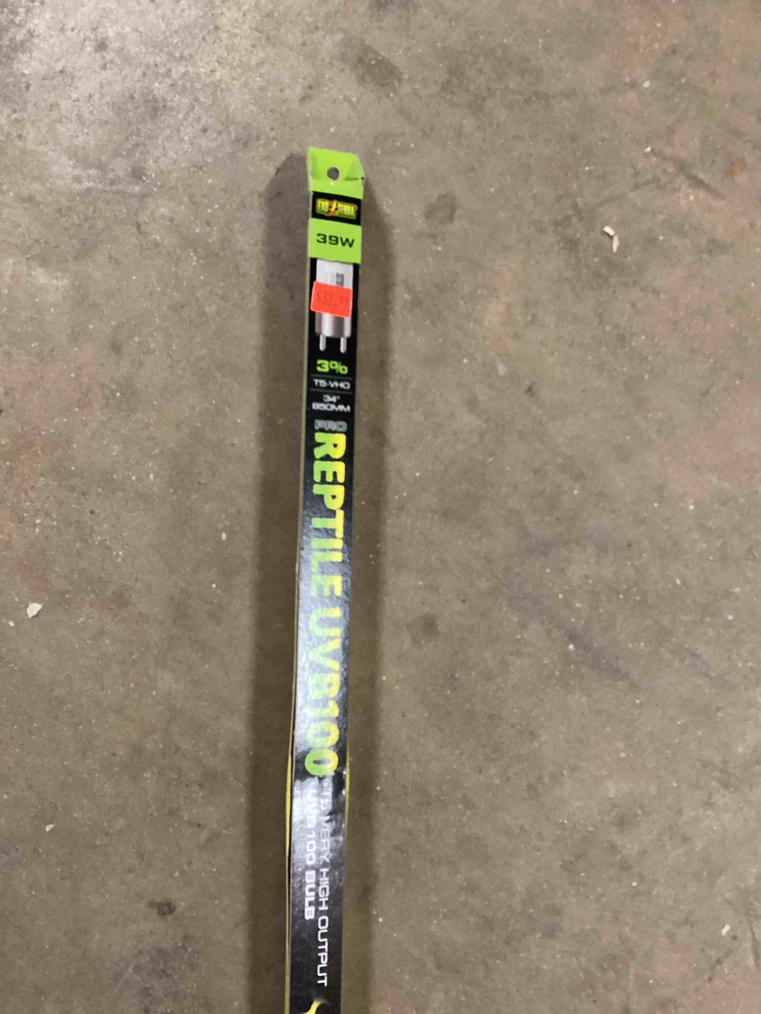 exo Terra reptile uvb100