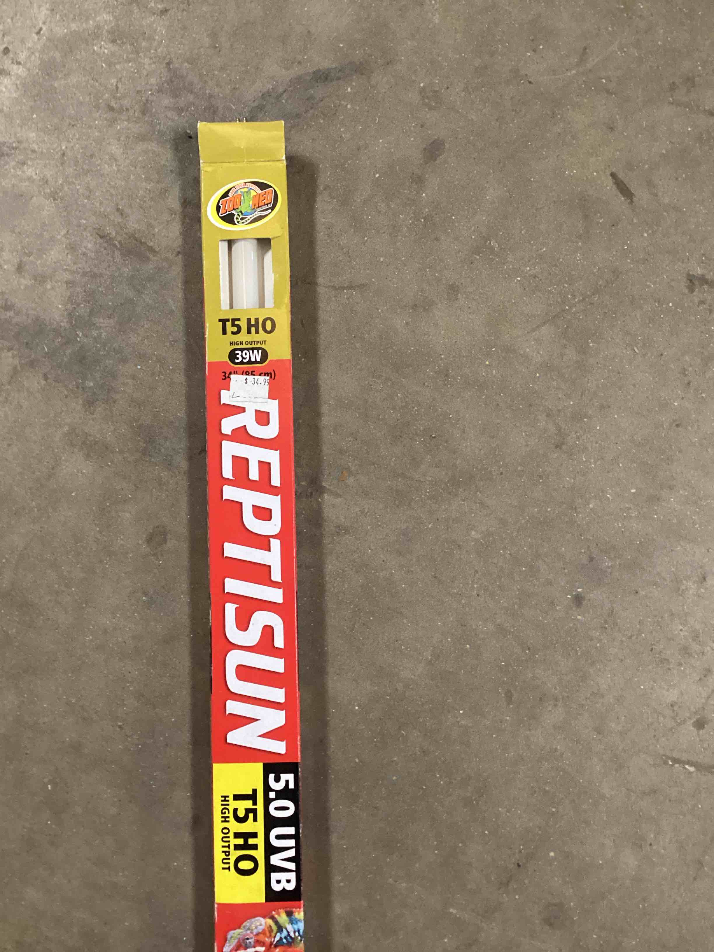 Condition photo showing New/Like New for reptisun 5.0 uvb