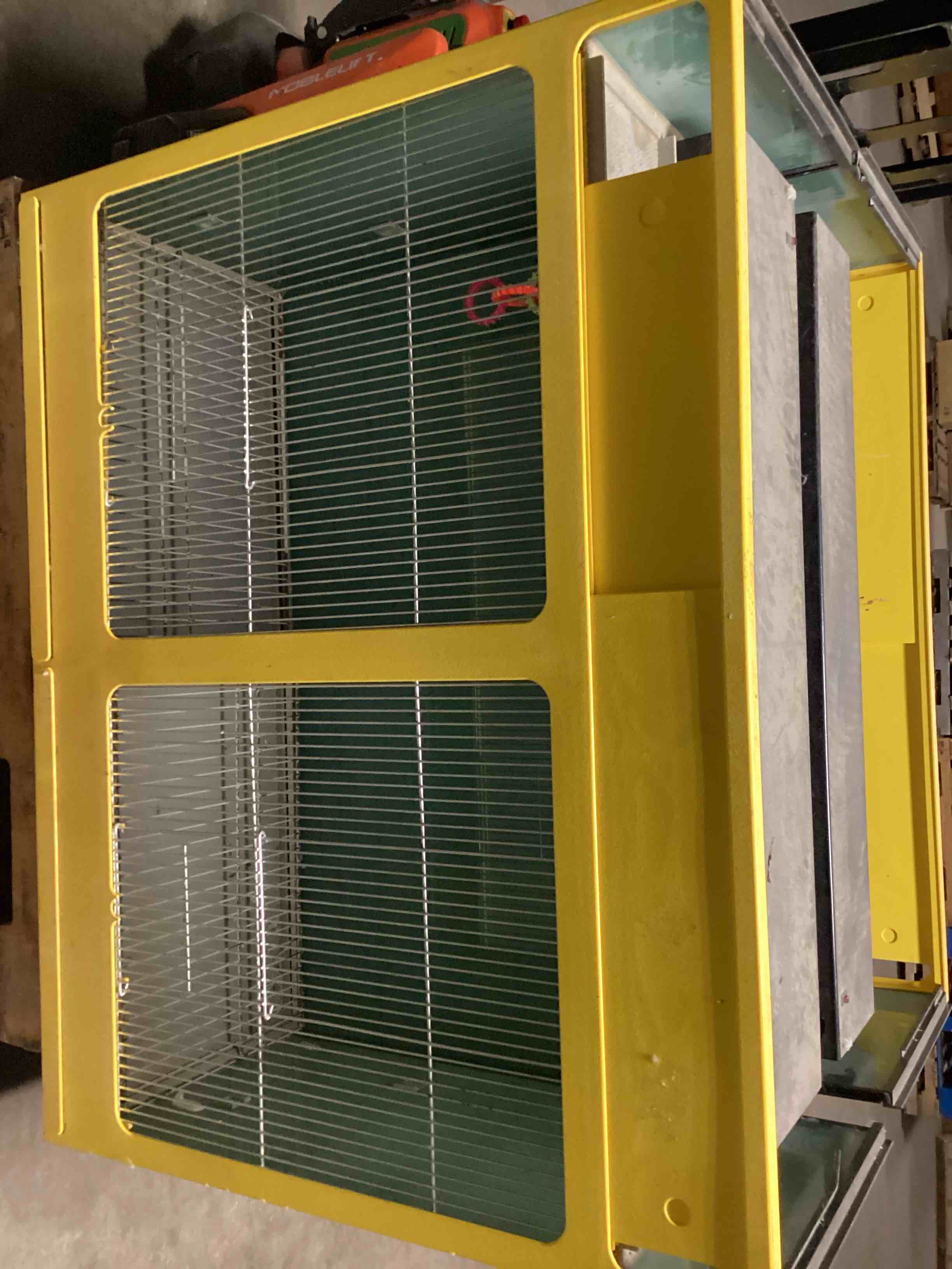 Condition photo showing Good Condition for commercial 2 box bird cages 