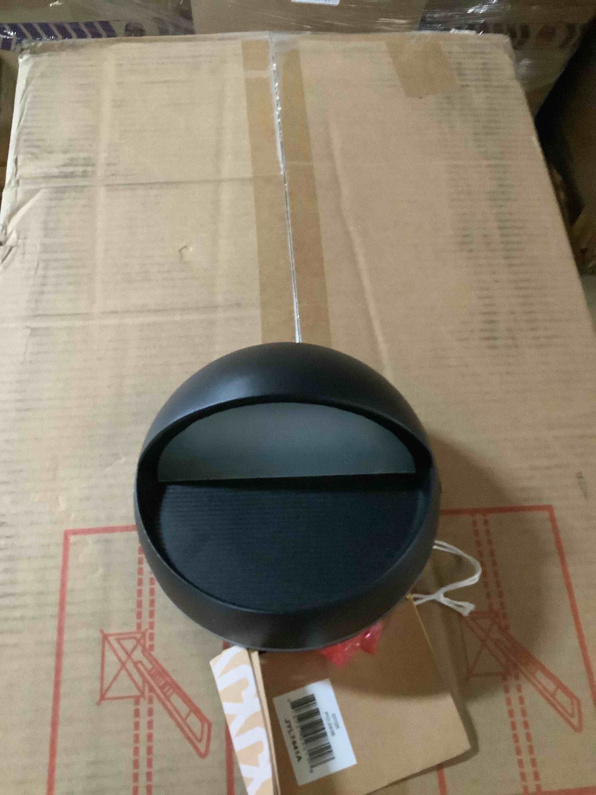 Condition photo showing Good Condition for Jonathan why patio light?