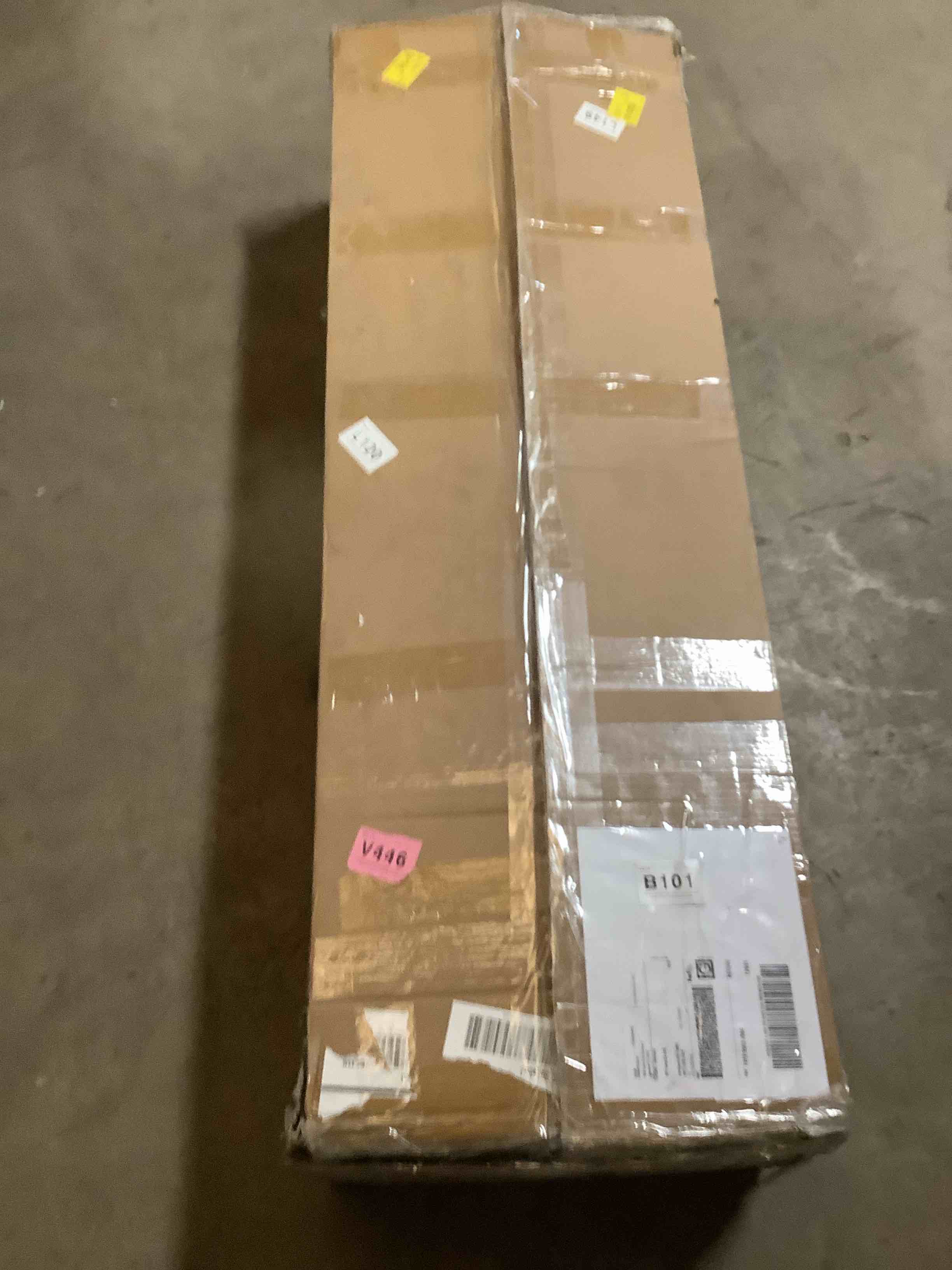 Condition photo showing Good Condition for brow dresser 