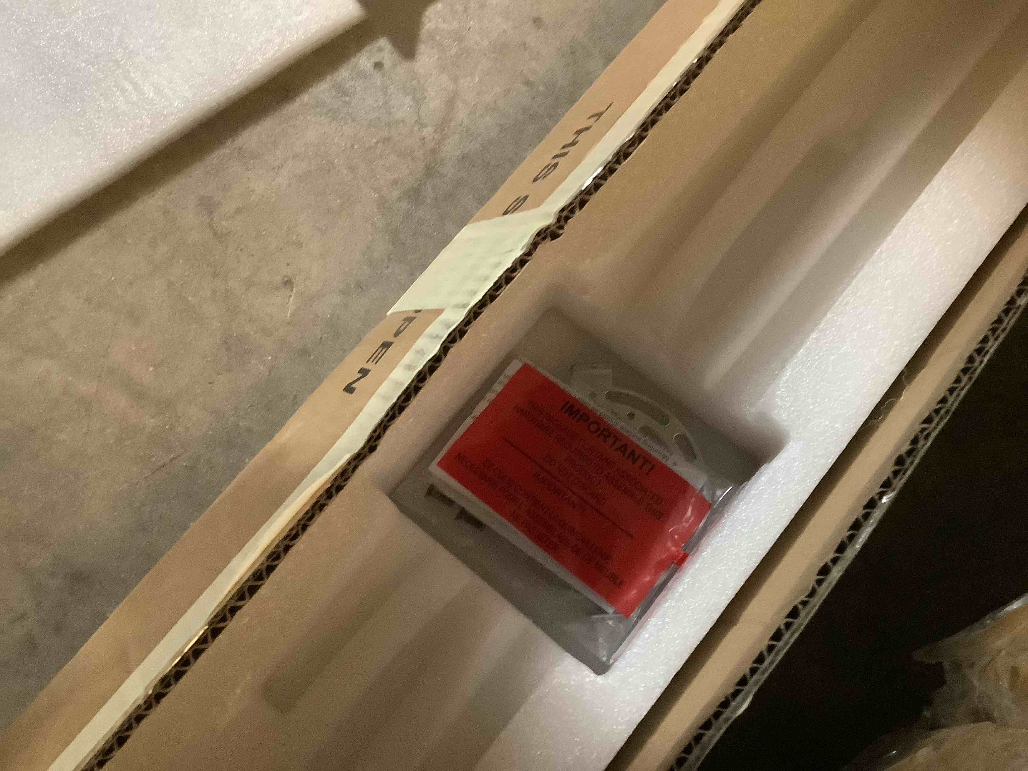 Condition photo showing Good Condition for Three tier horizontal light gold