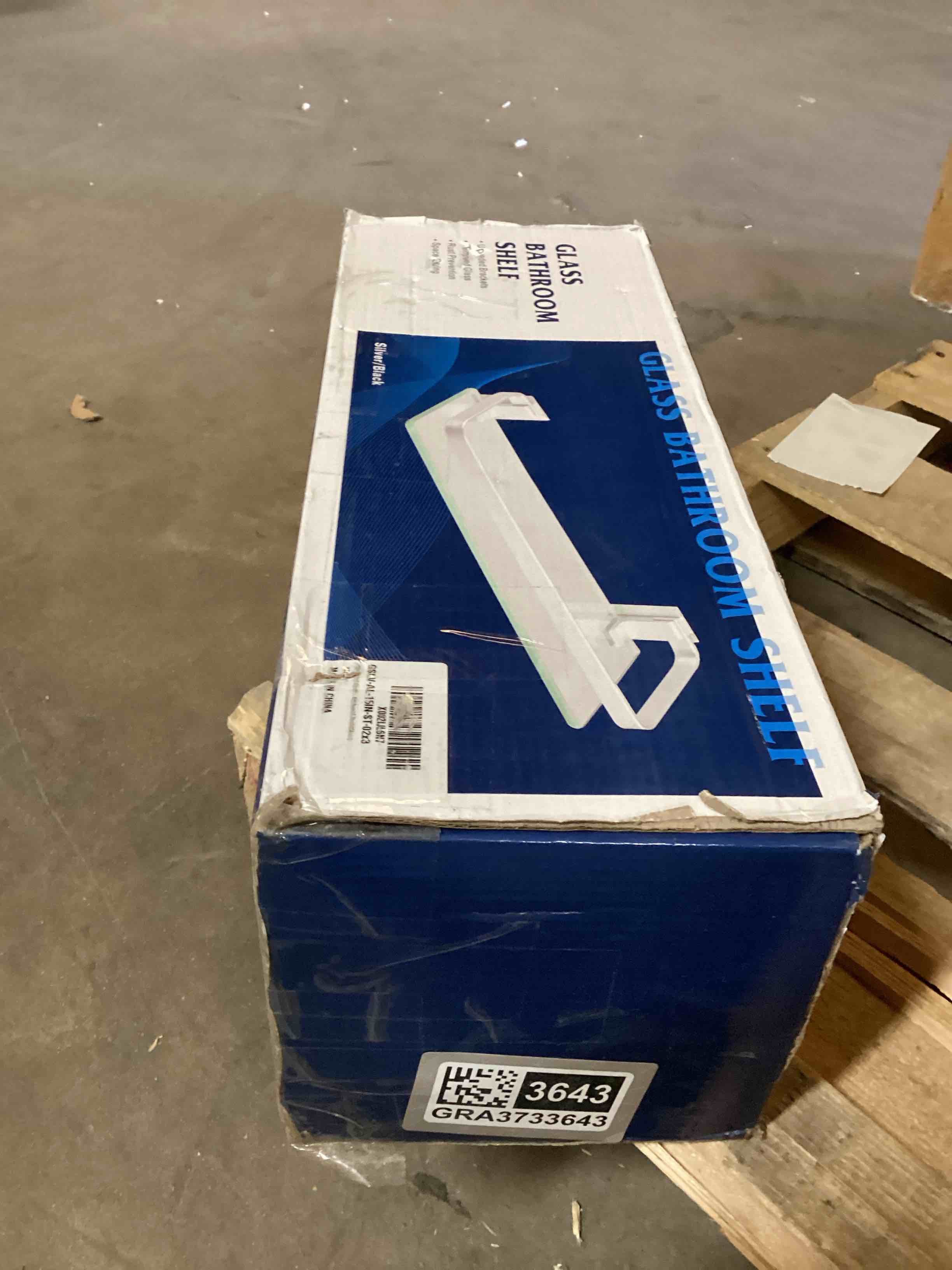 Condition photo showing Good Condition for Elimar 3 Piece Glass Floating Shelf