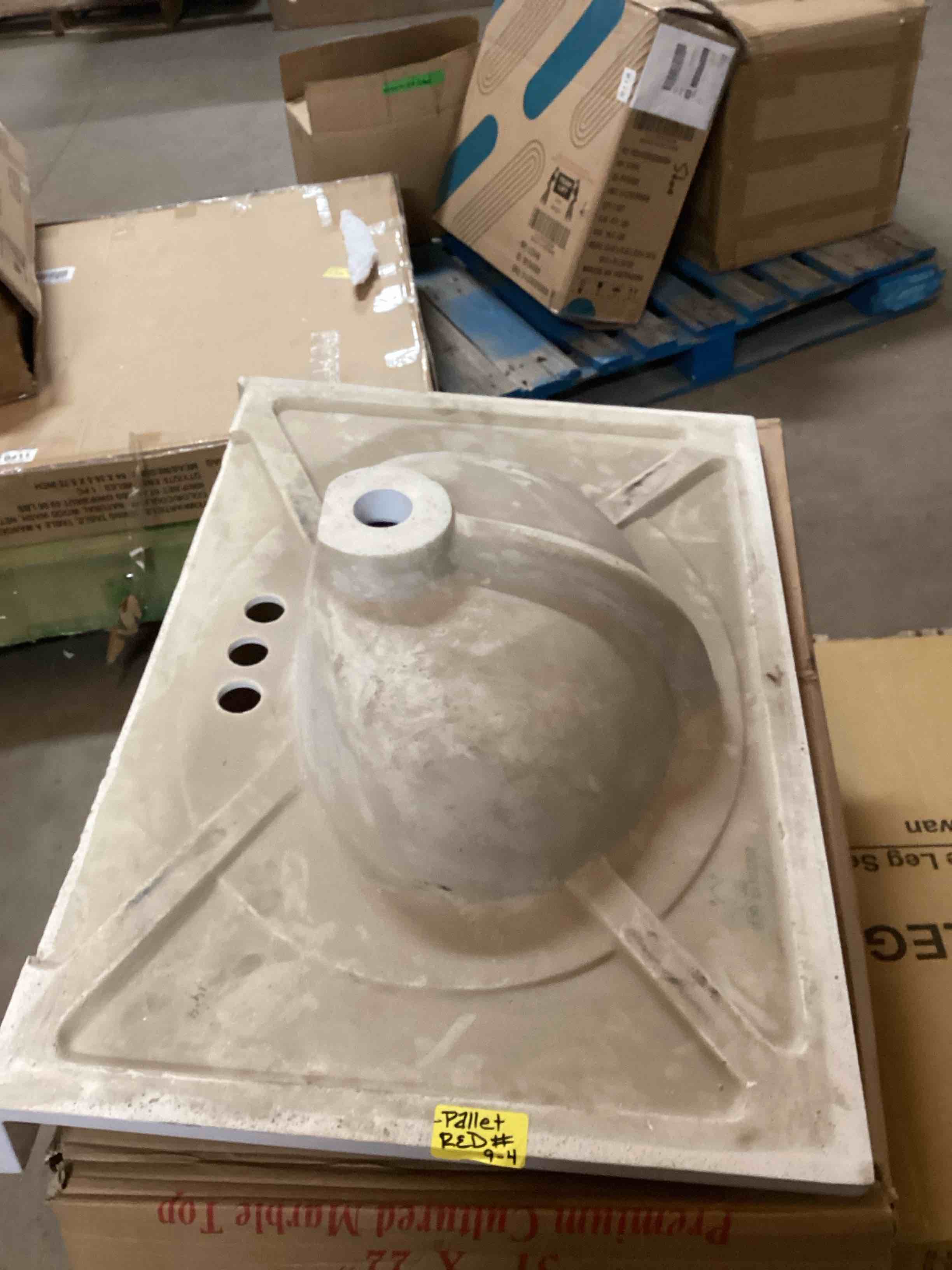 Condition photo showing Good Condition for 31 x 22 Premium cultured marble top