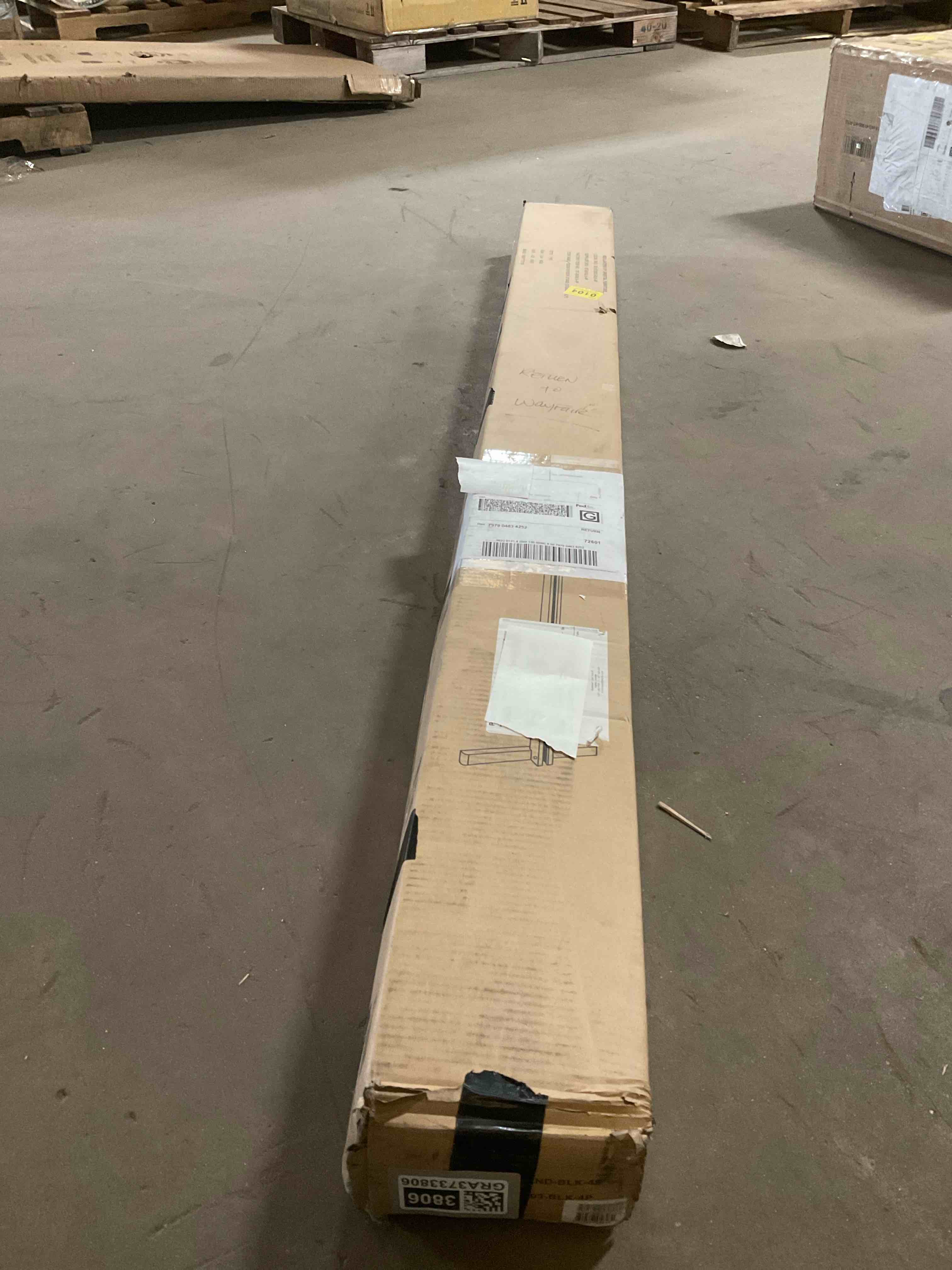 Condition photo showing Good Condition for Stand for Room Divider