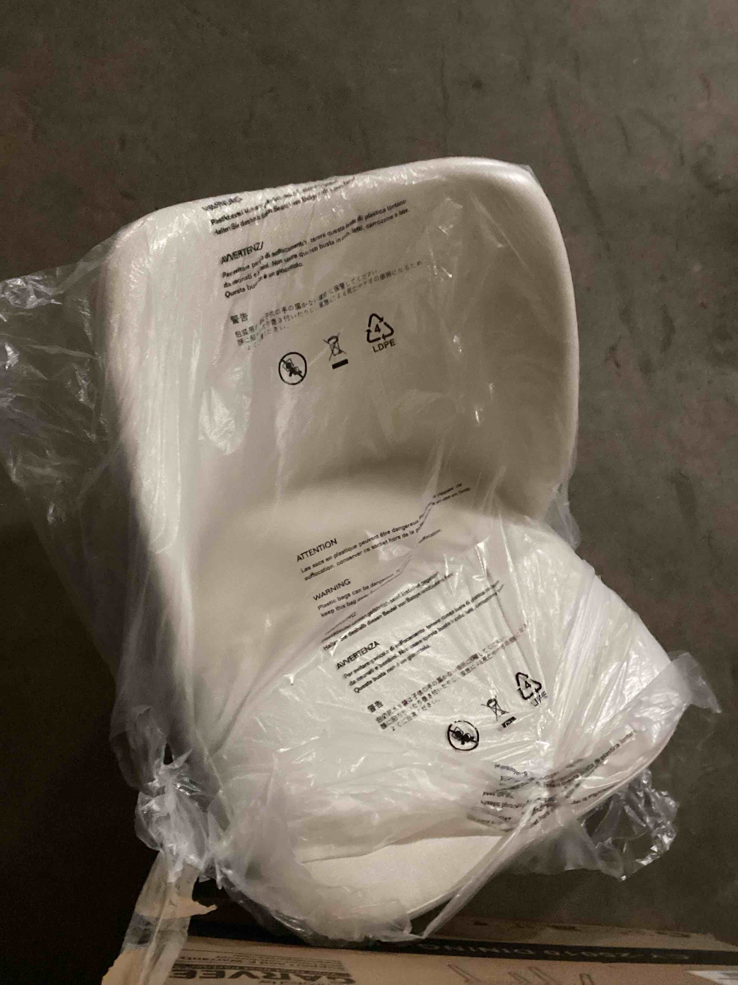 cy-25010 dining chairs