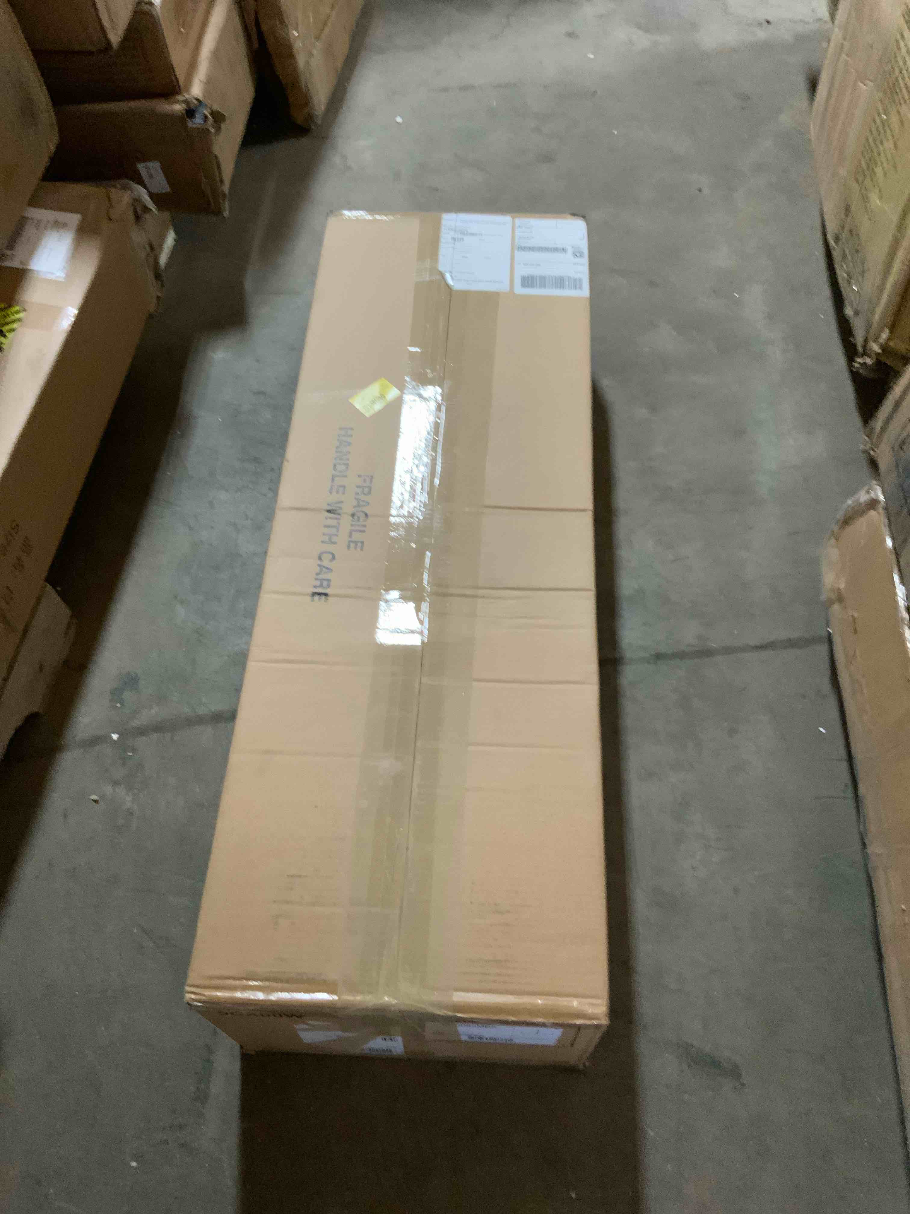 Condition photo showing Good Condition for Abigeal 5 - Light Candle Style Classic Chandelier