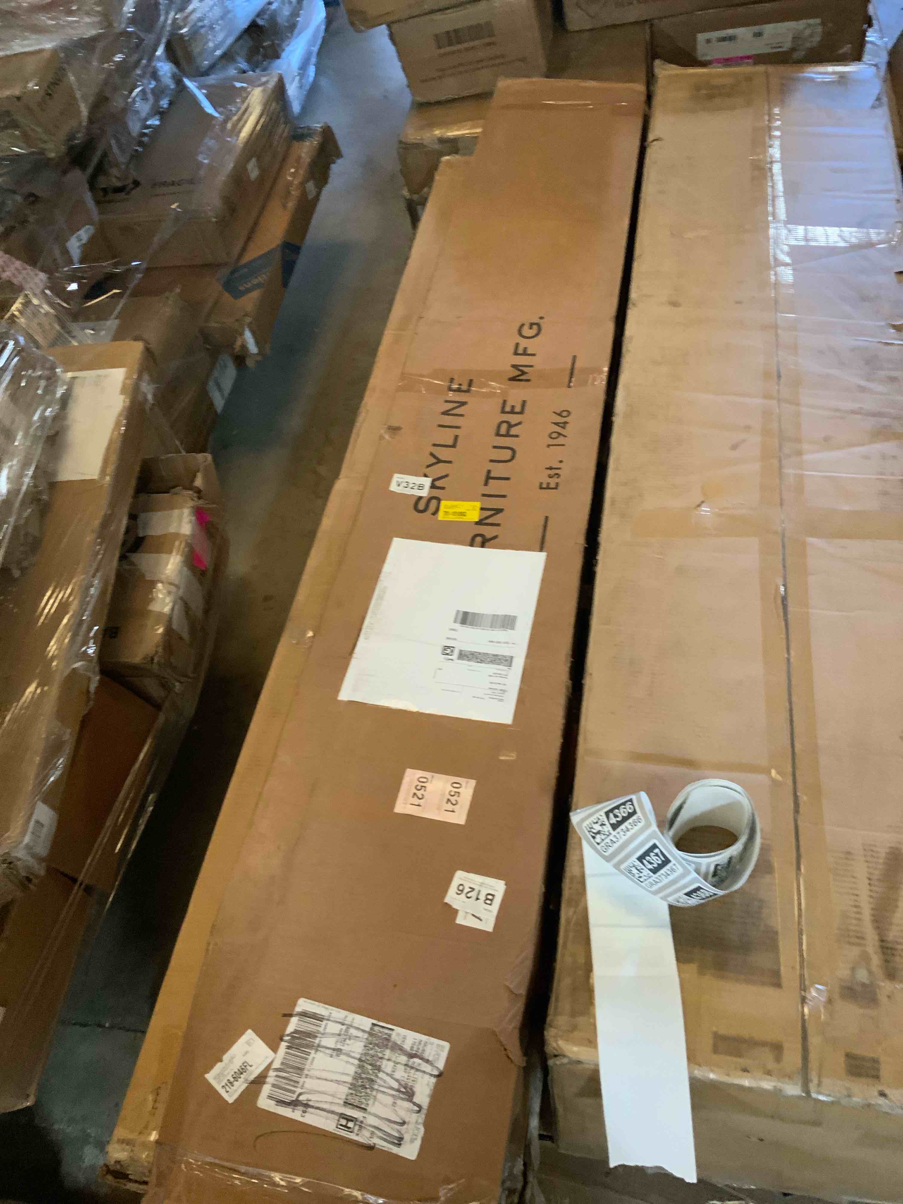 Condition photo showing Good Condition for Hanson Upholstered Standard Bed