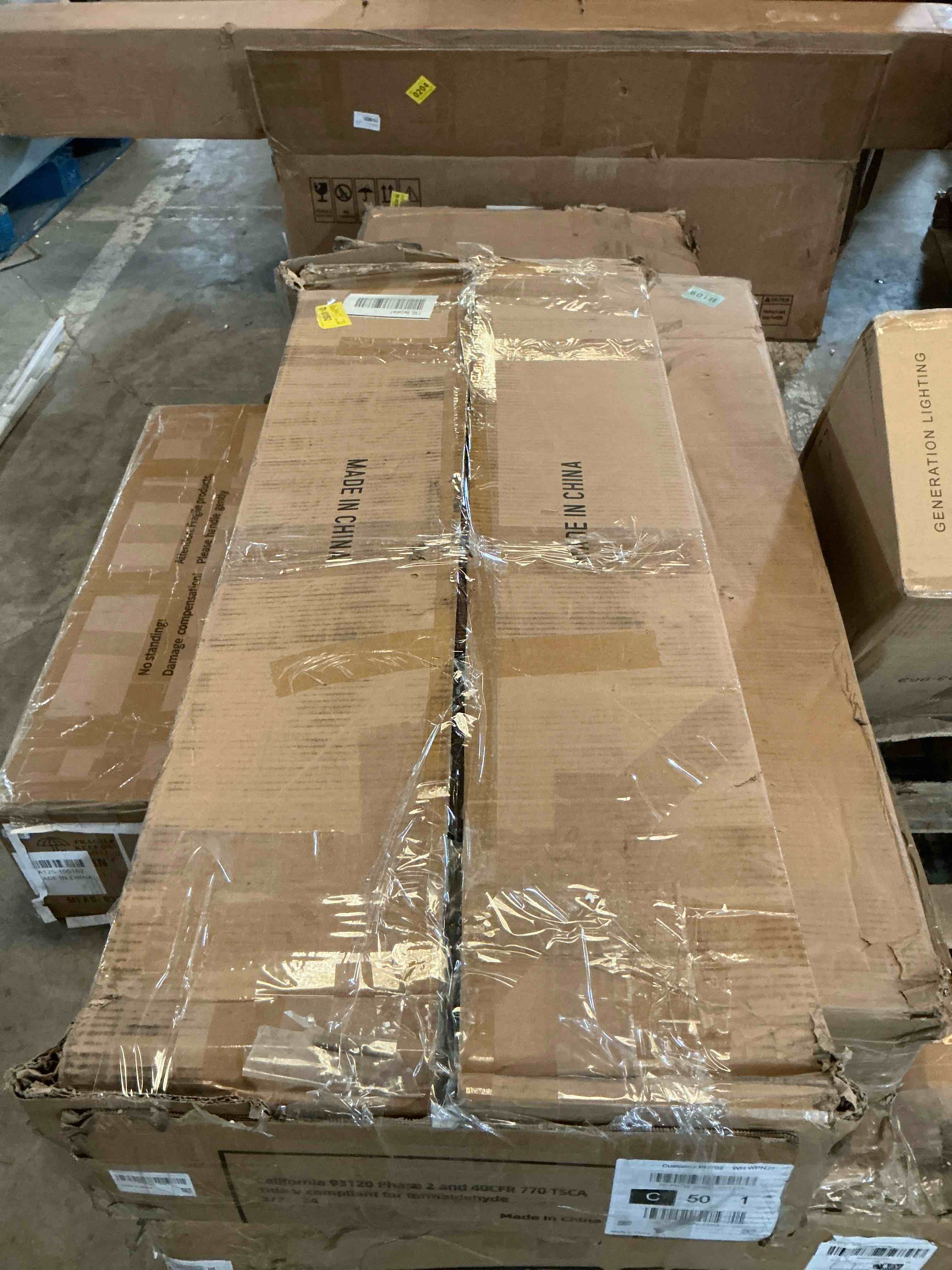 Condition photo showing Good Condition for 39.4" Fluted Shoe Cabinet Storage With Bench, 2-tier Entryway Bench With Adjustable Shelves And Detachable Cushioned Seat