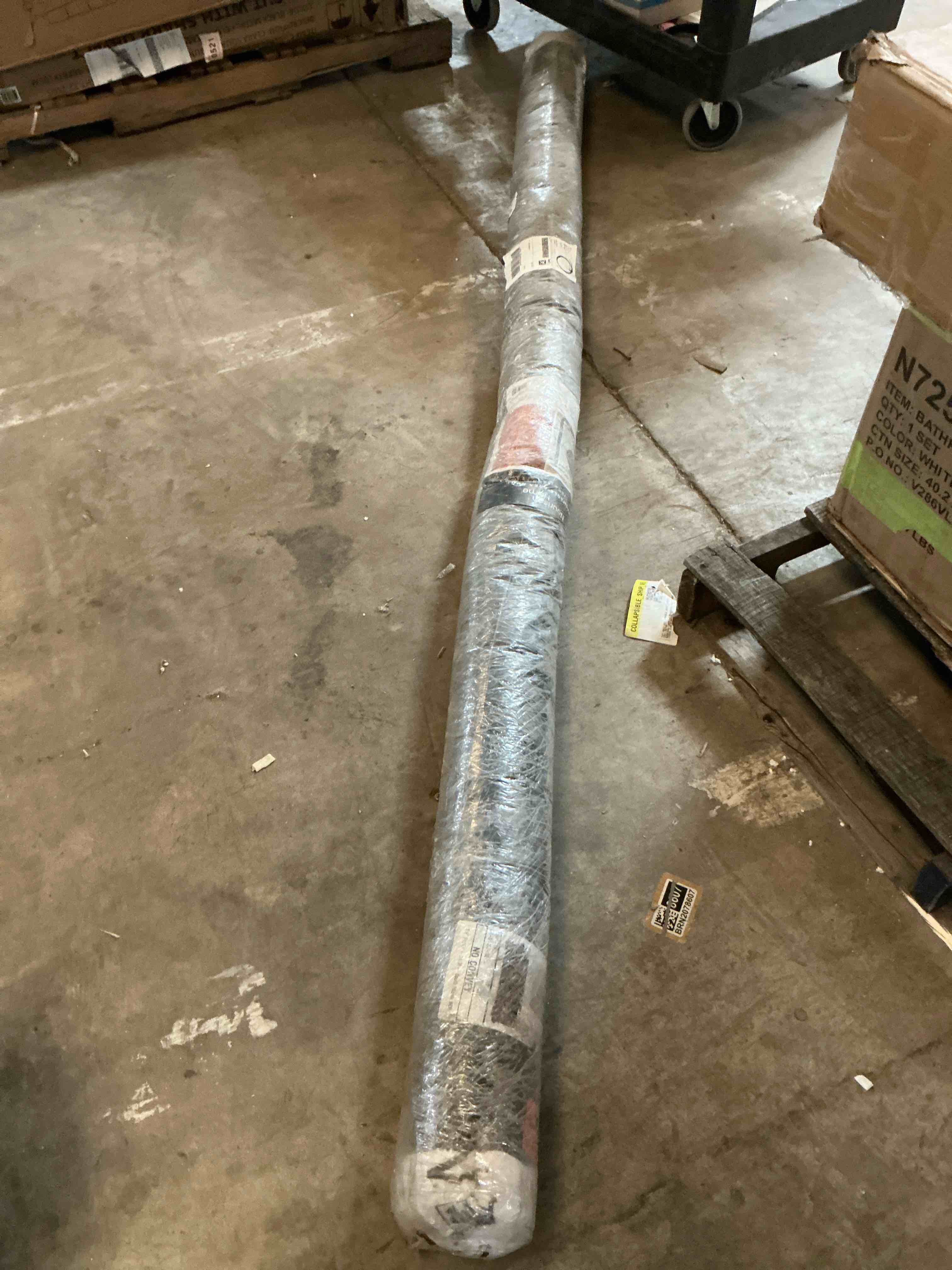 Condition photo showing Good Condition for NEW CONCEPT WASHABLES SR102   BRICK 7ft 10in x 9ft 10in Rug