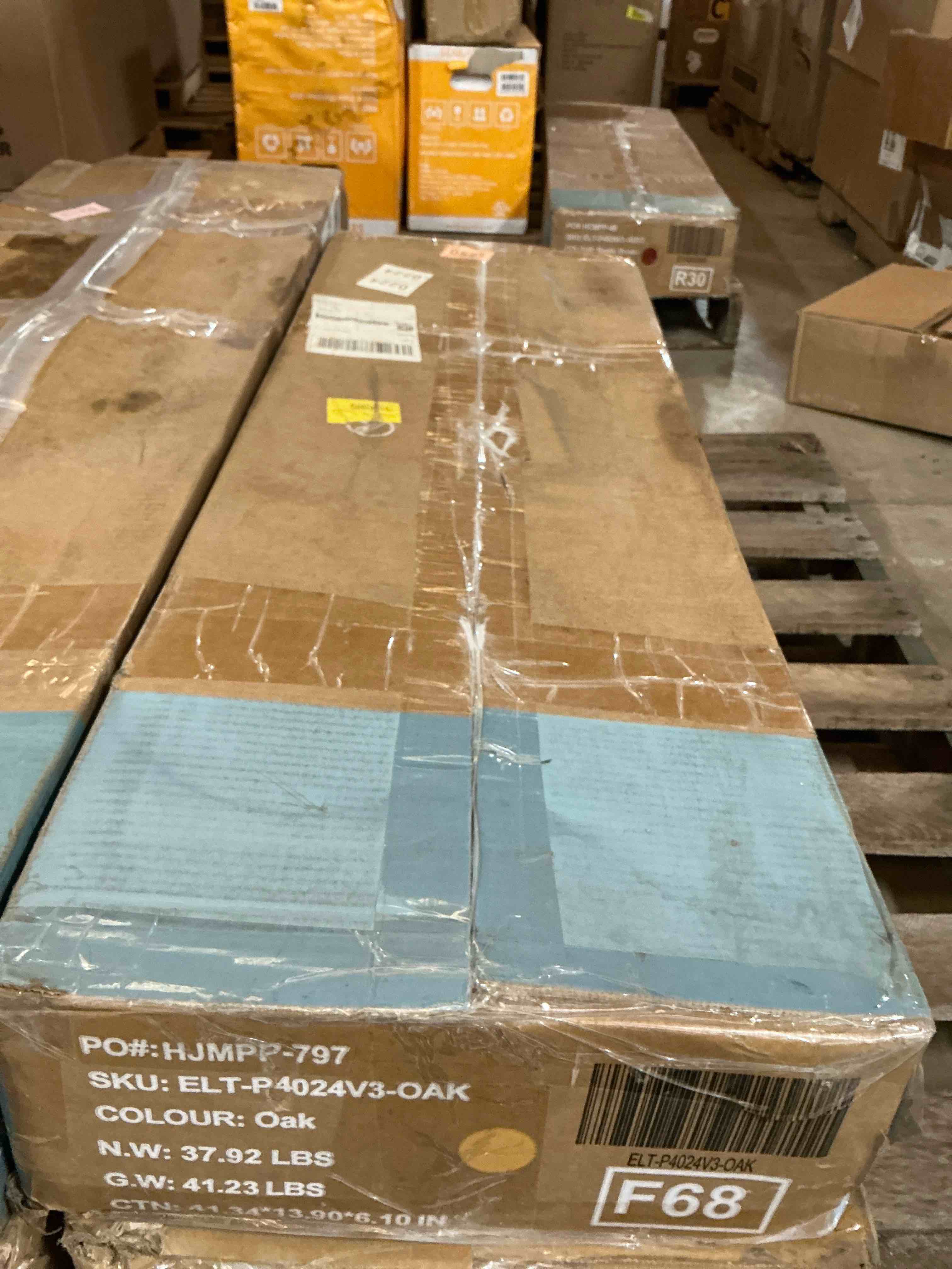 Condition photo showing Good Condition for Koree Standing & Height-Adjustable Desks