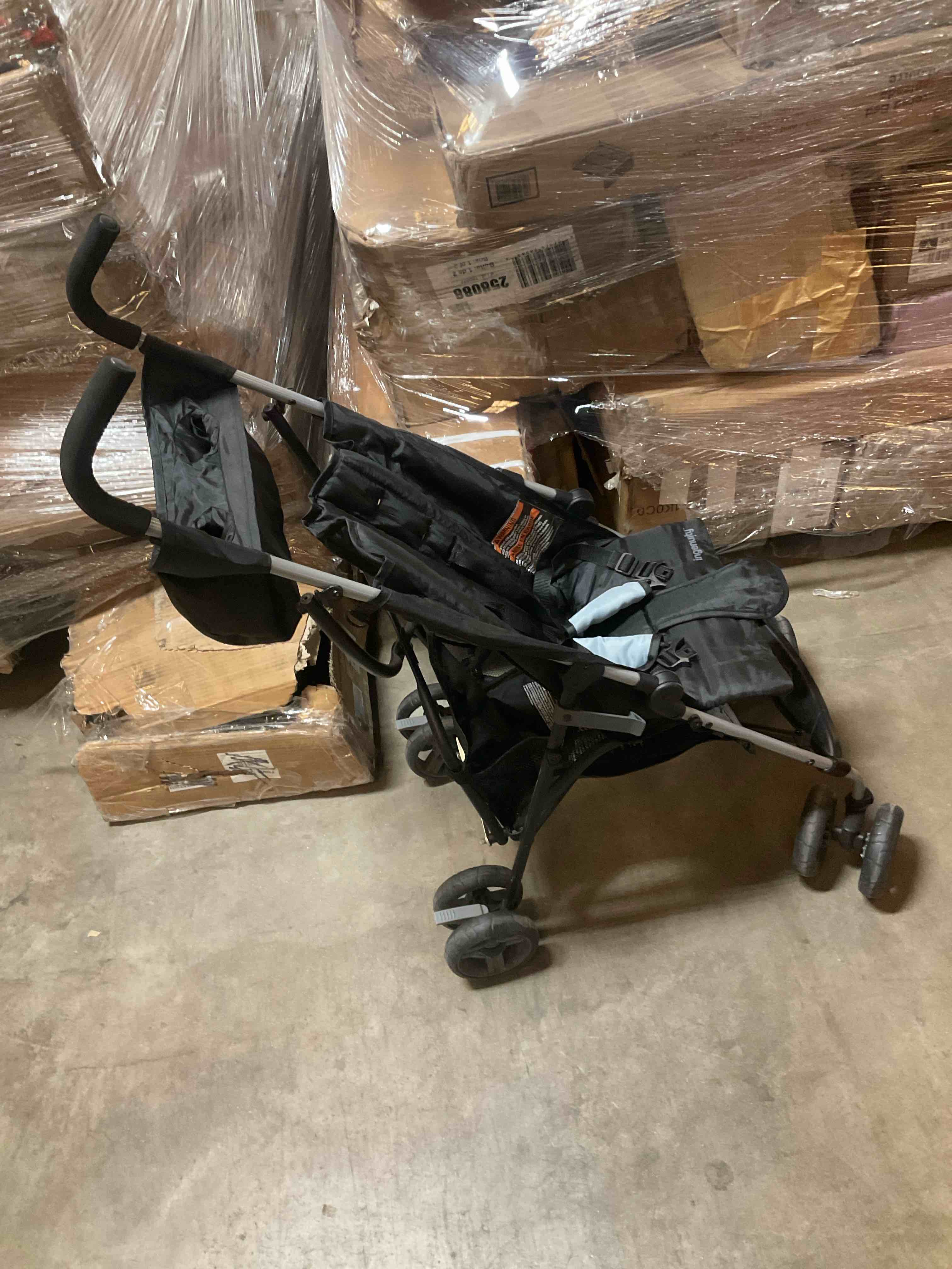 Condition photo showing Good Condition for ingenuity foldable stroller