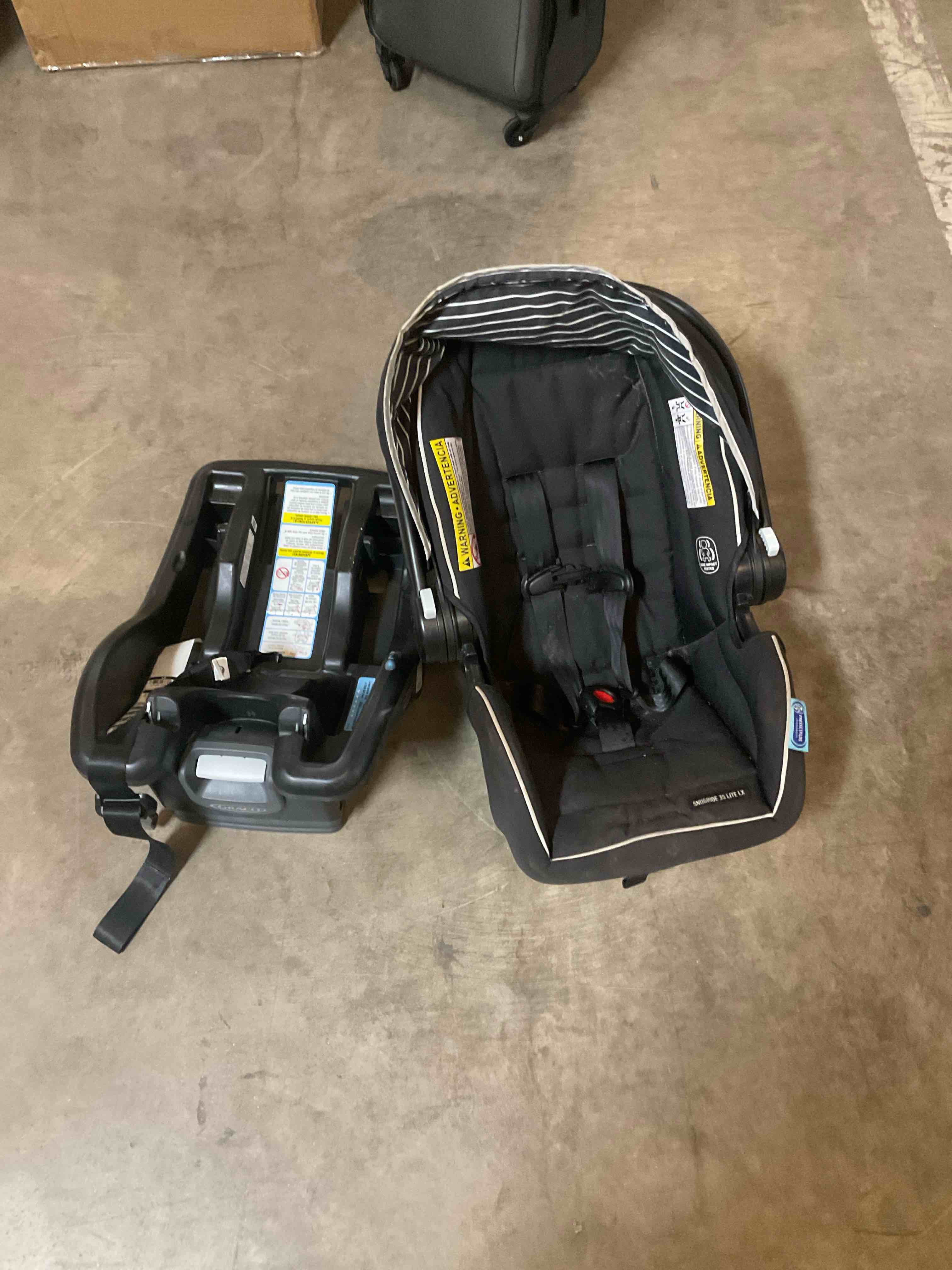 Condition photo showing Good Condition for Graco 3-in-1 Convertible Car Seat, Infant to Toddler Booster Black