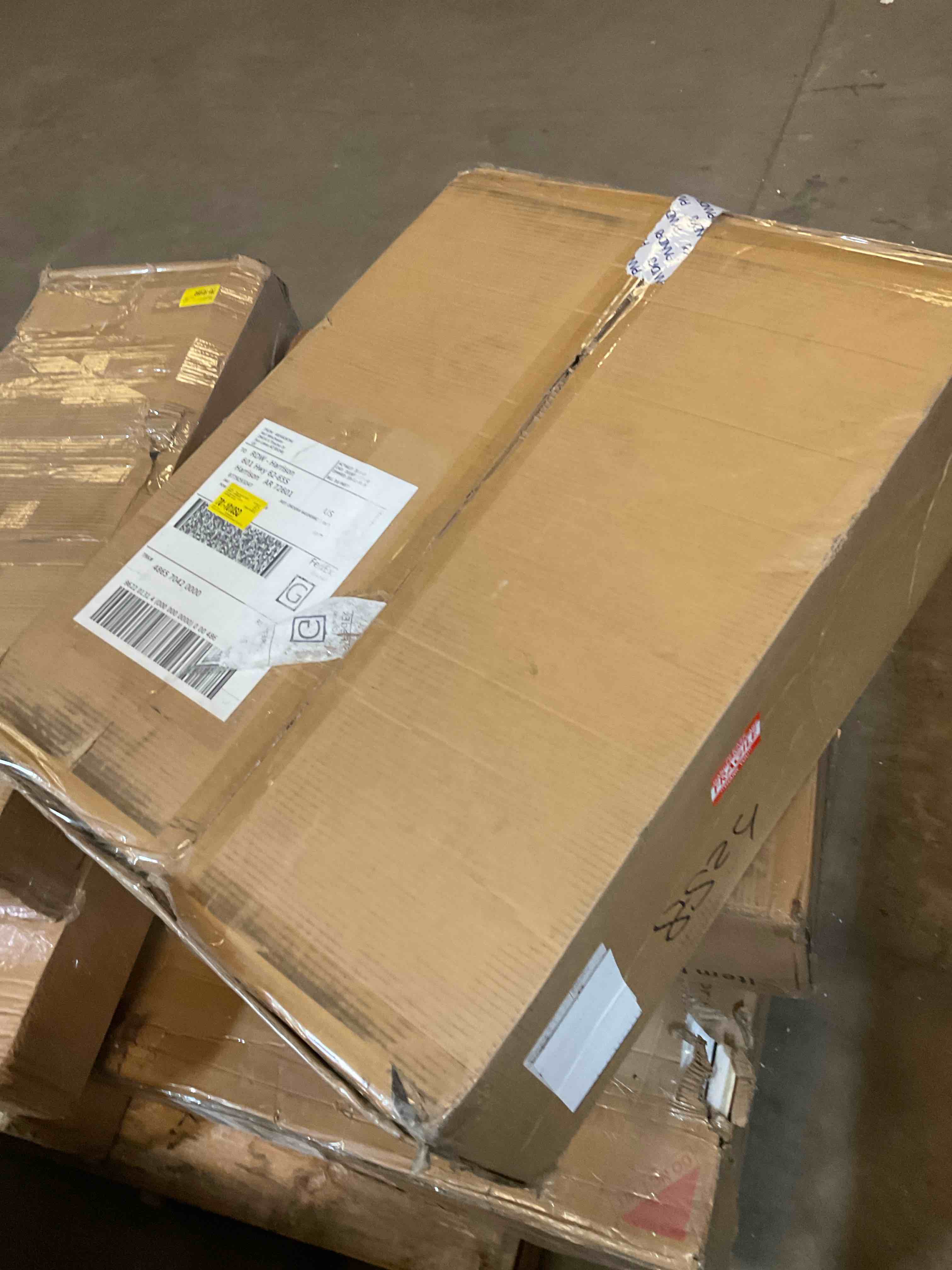 Condition photo showing Good Condition for single drain sink