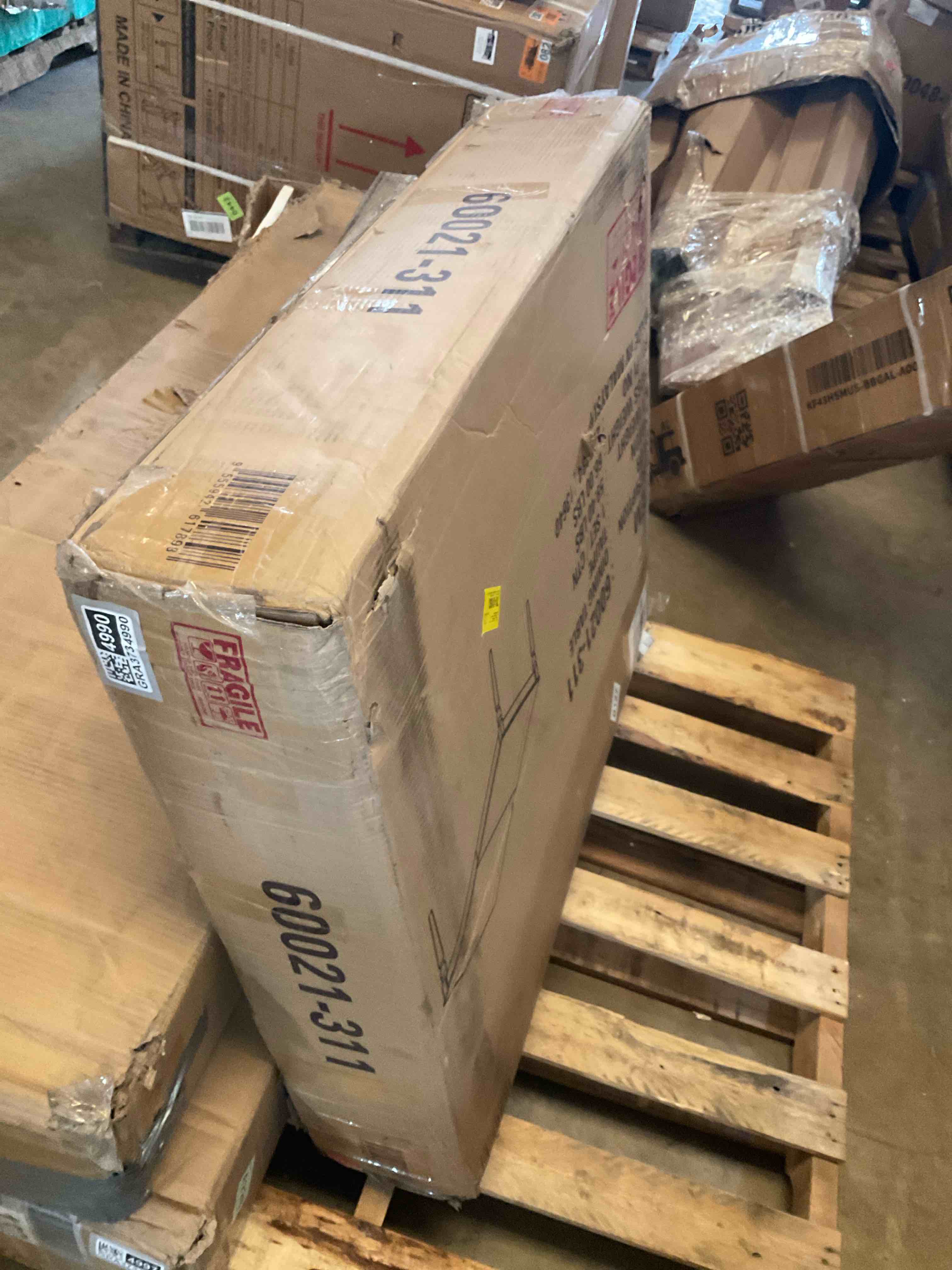 Condition photo showing Good Condition for (incomplete chairs only) alajuwon dining chair box a (set of 6)