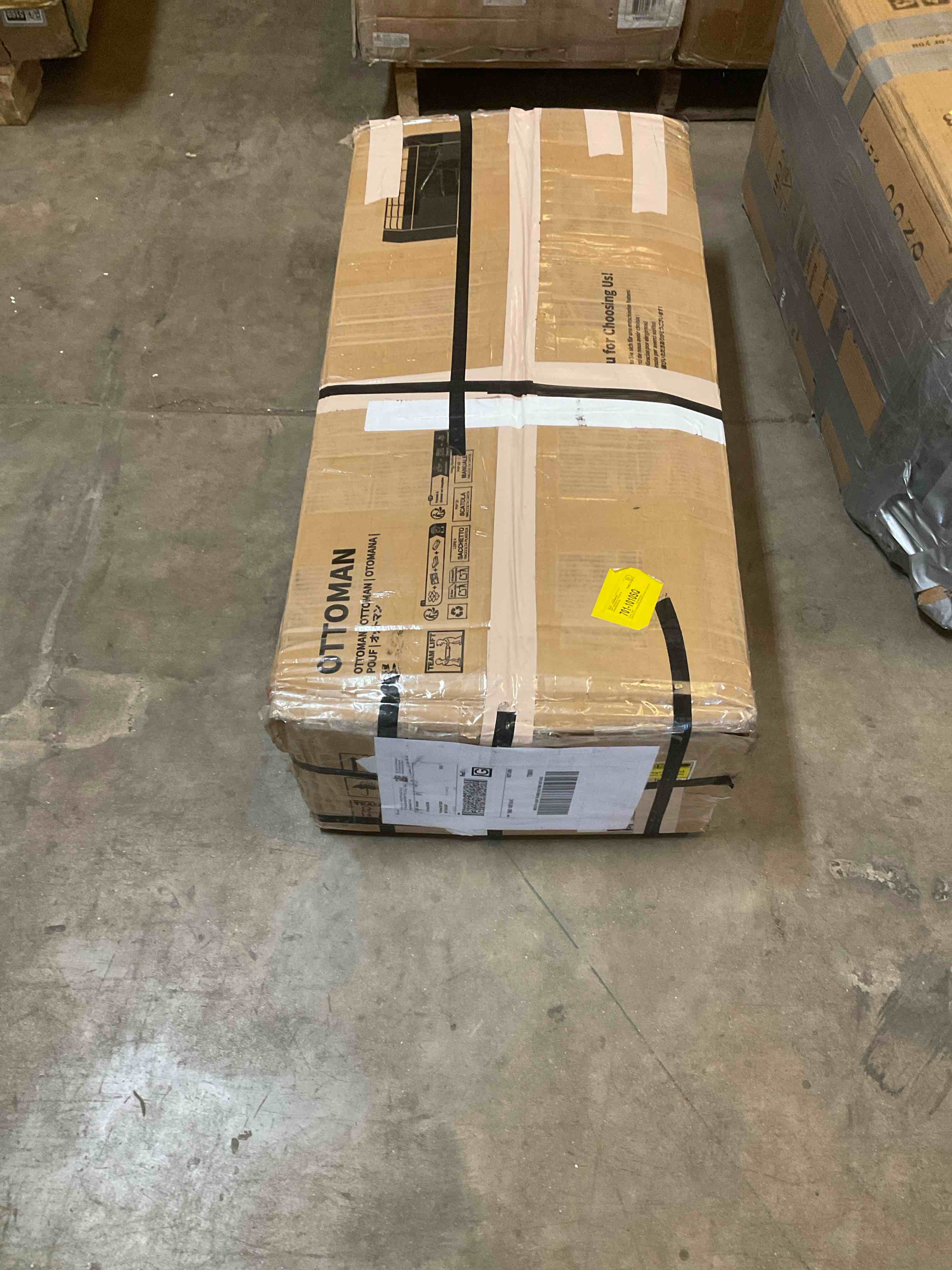 Condition photo showing Good Condition for 45.3" ottoman storage benches, bed storage bench with 30 gallons hidden compartment & side pocket