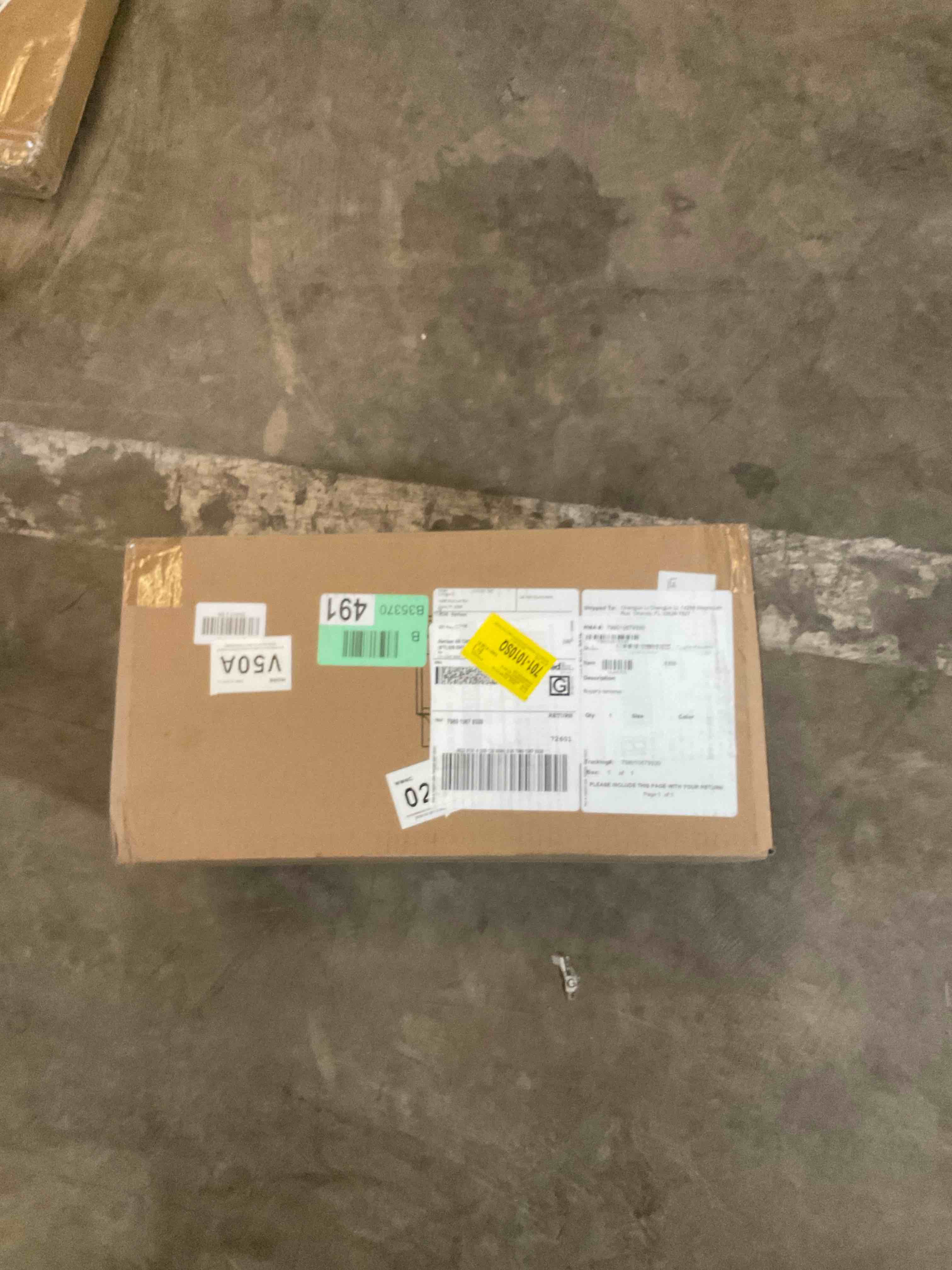 Condition photo showing Good Condition for radan pankova 19"-2 light wall light with dusk to dawn and motion sensor