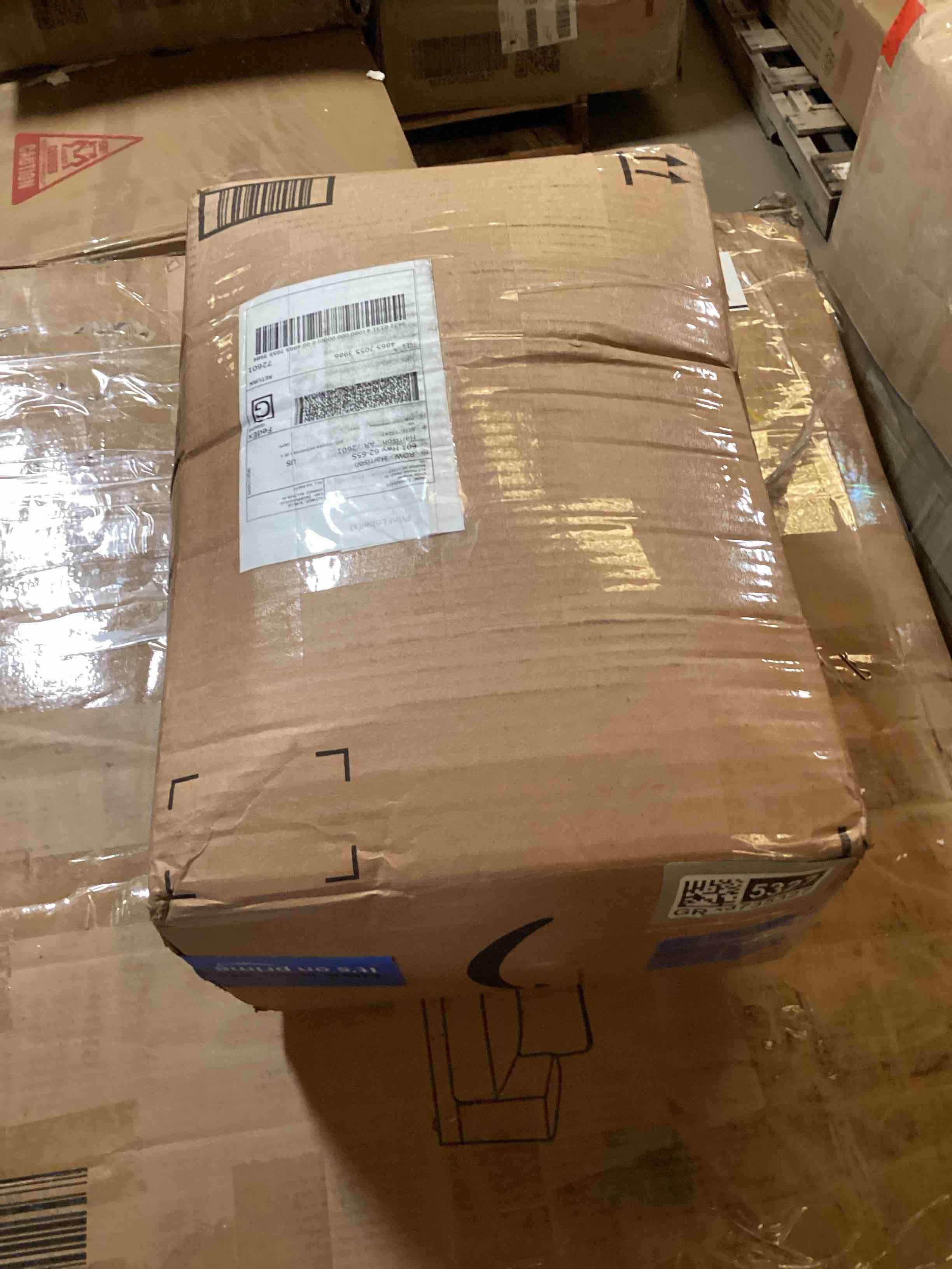 Condition photo showing Good Condition for bedsure reversible prewashed comforter set