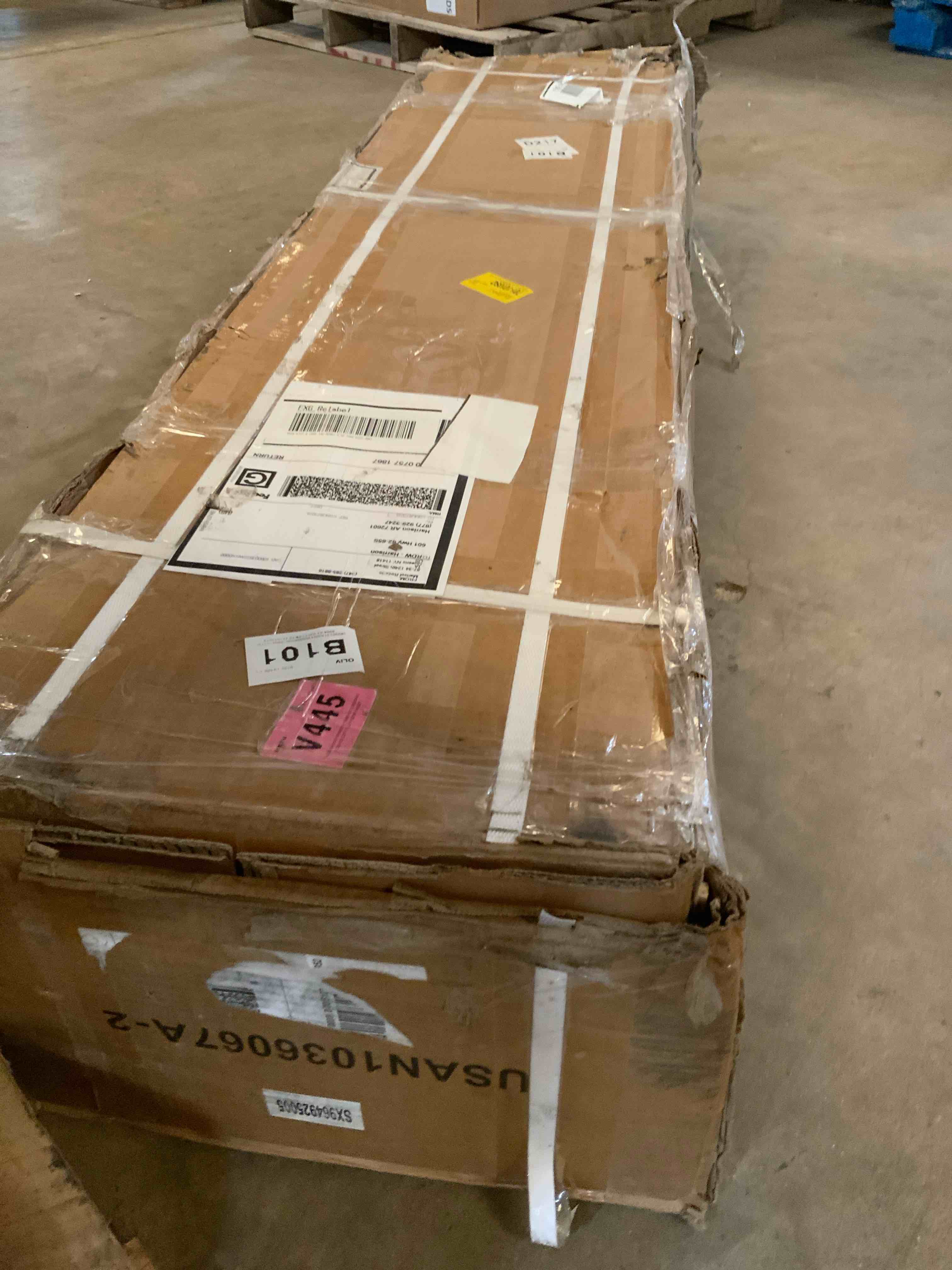 Condition photo showing Good Condition for shreya upholstered adjustable bed with wireless remote