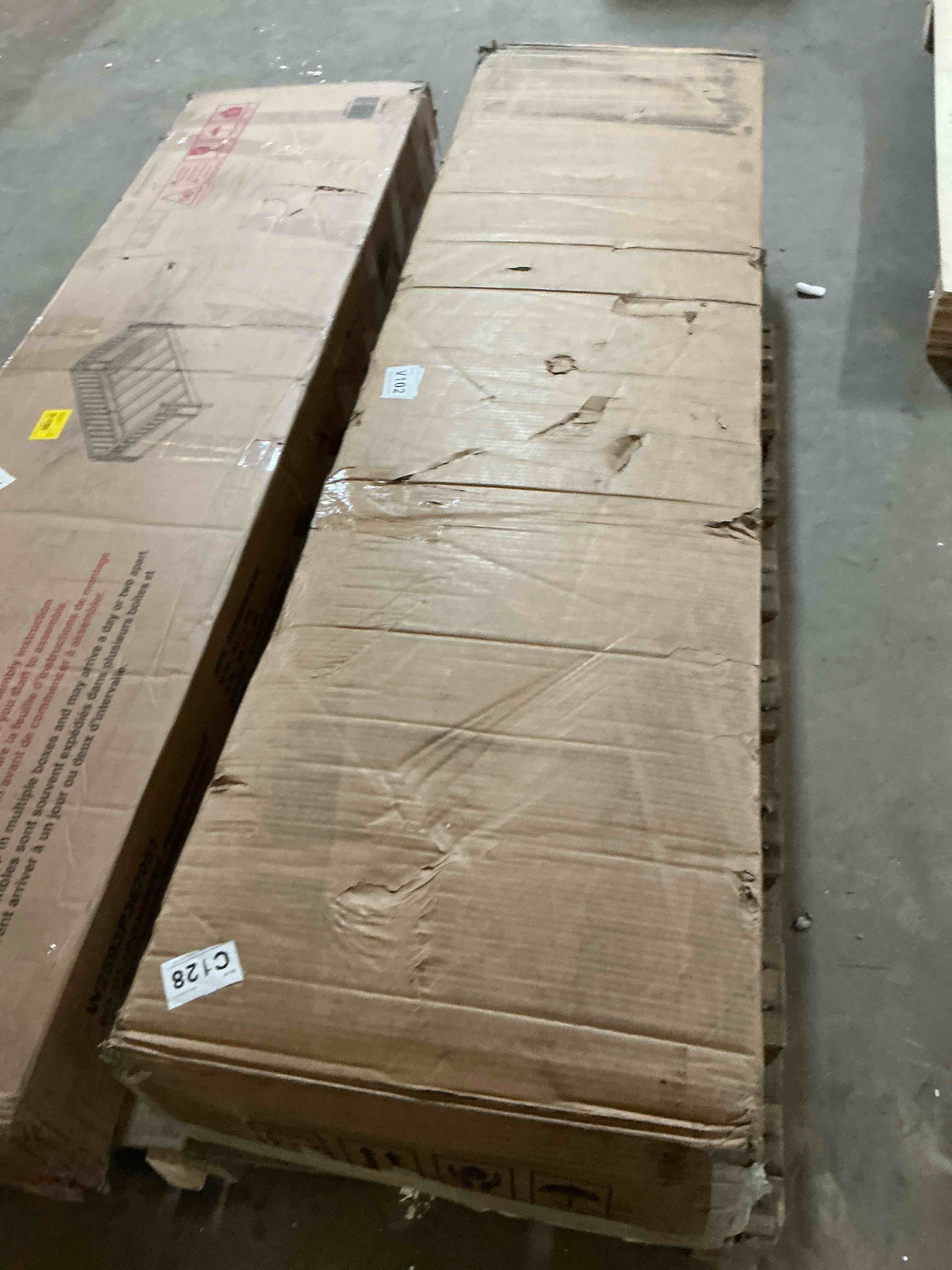 Condition photo showing Good Condition for twin platform bed