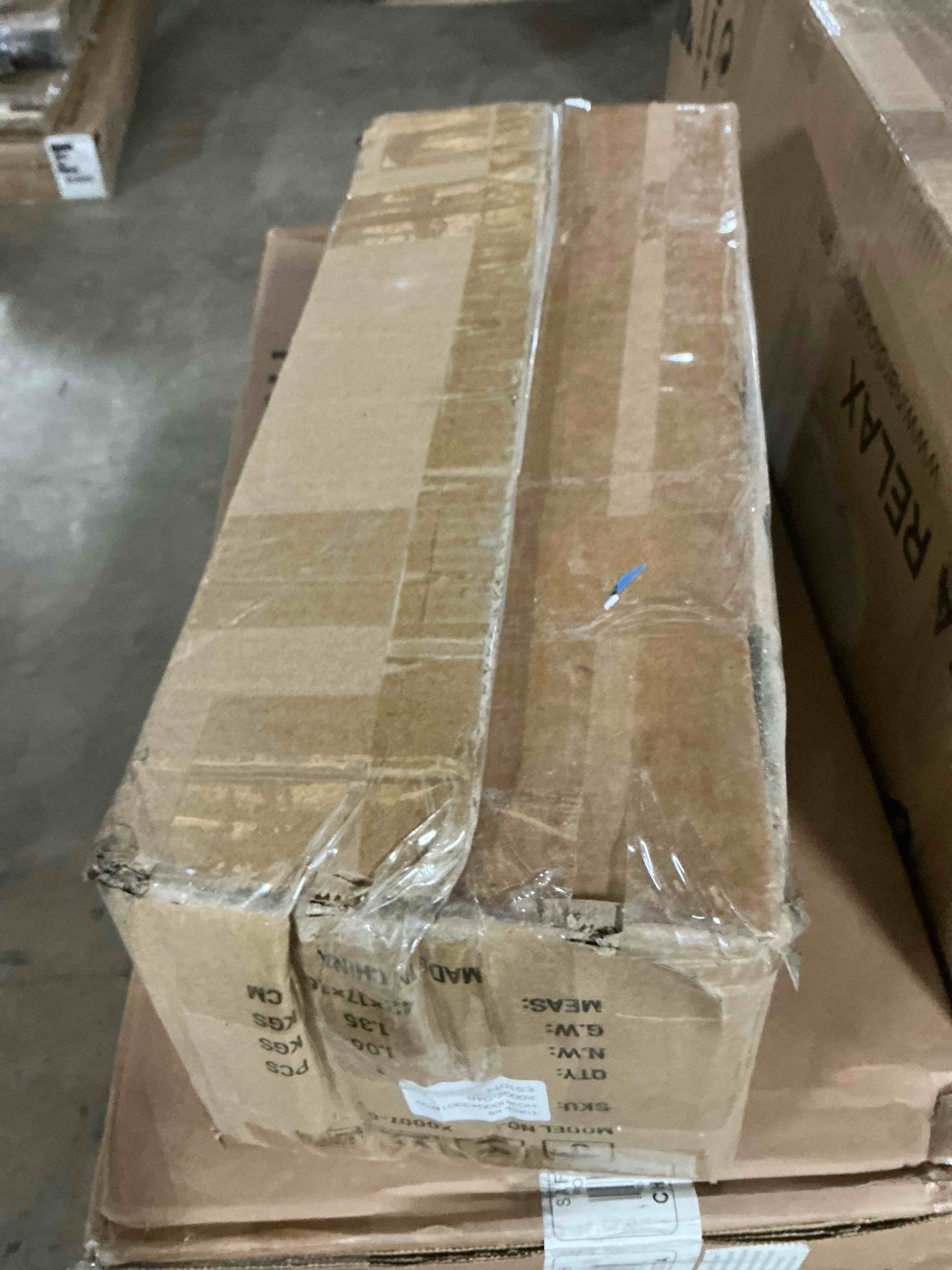 Condition photo showing Good Condition for 33.22'' 4 -light linear track kit bulb replaceable led ceiling spotlight with 4 8w gu10 bulbs 3000k