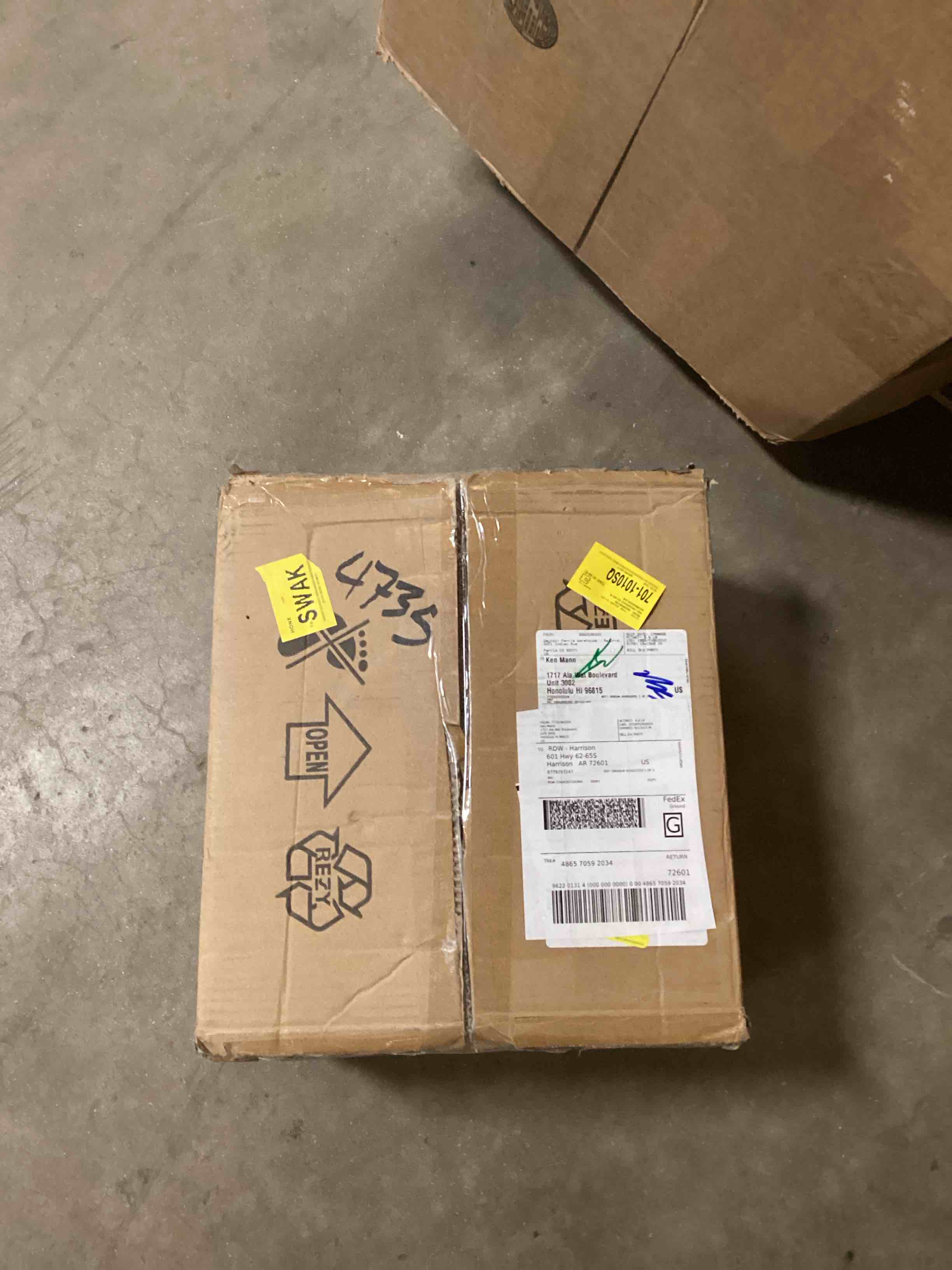 Condition photo showing Good Condition for abson 30.71" 7 - blade reversible led dimmable ceiling fan with light and remote