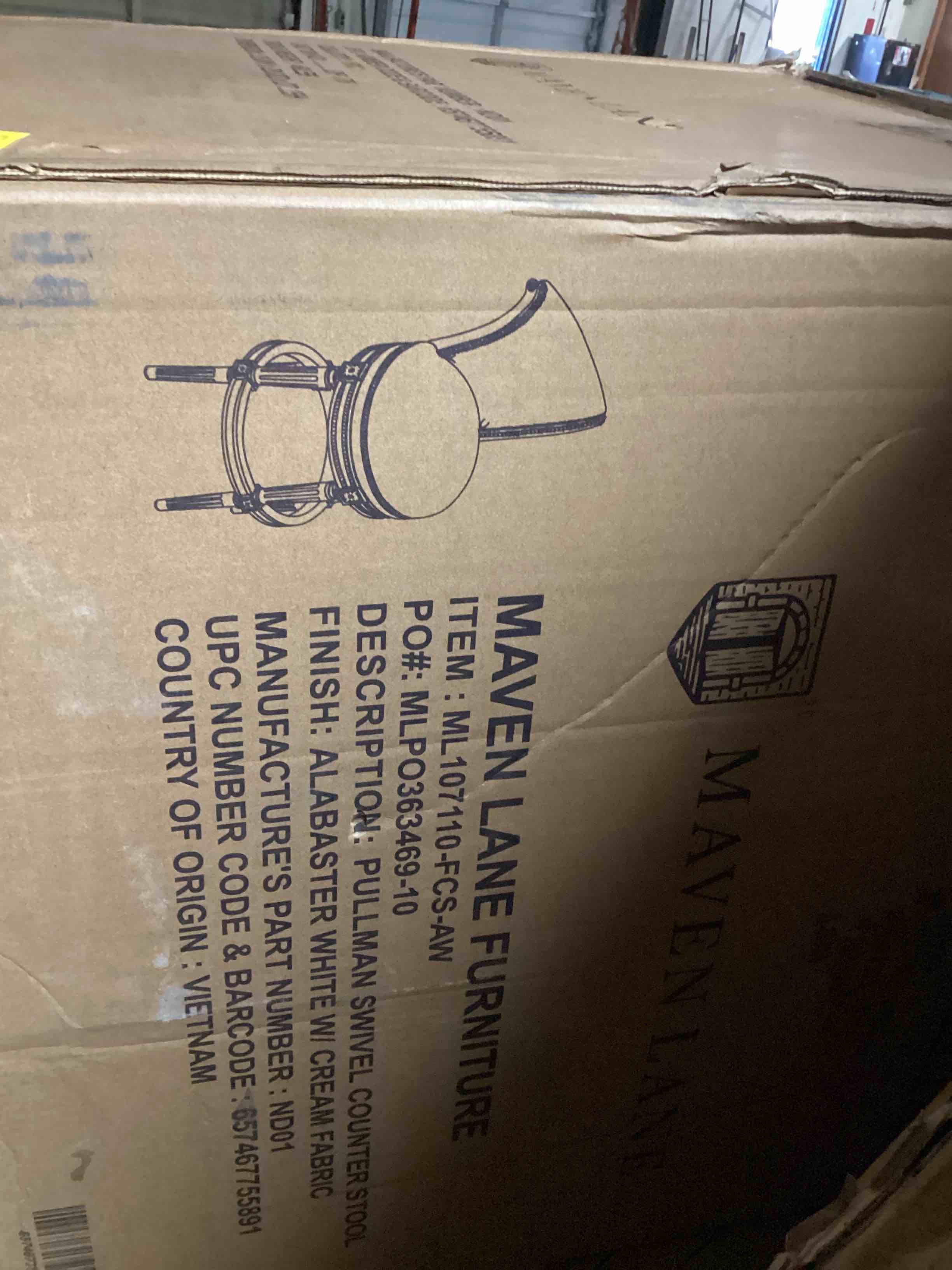 Condition photo showing Good Condition for maven lane nd01cream/white chair dining.