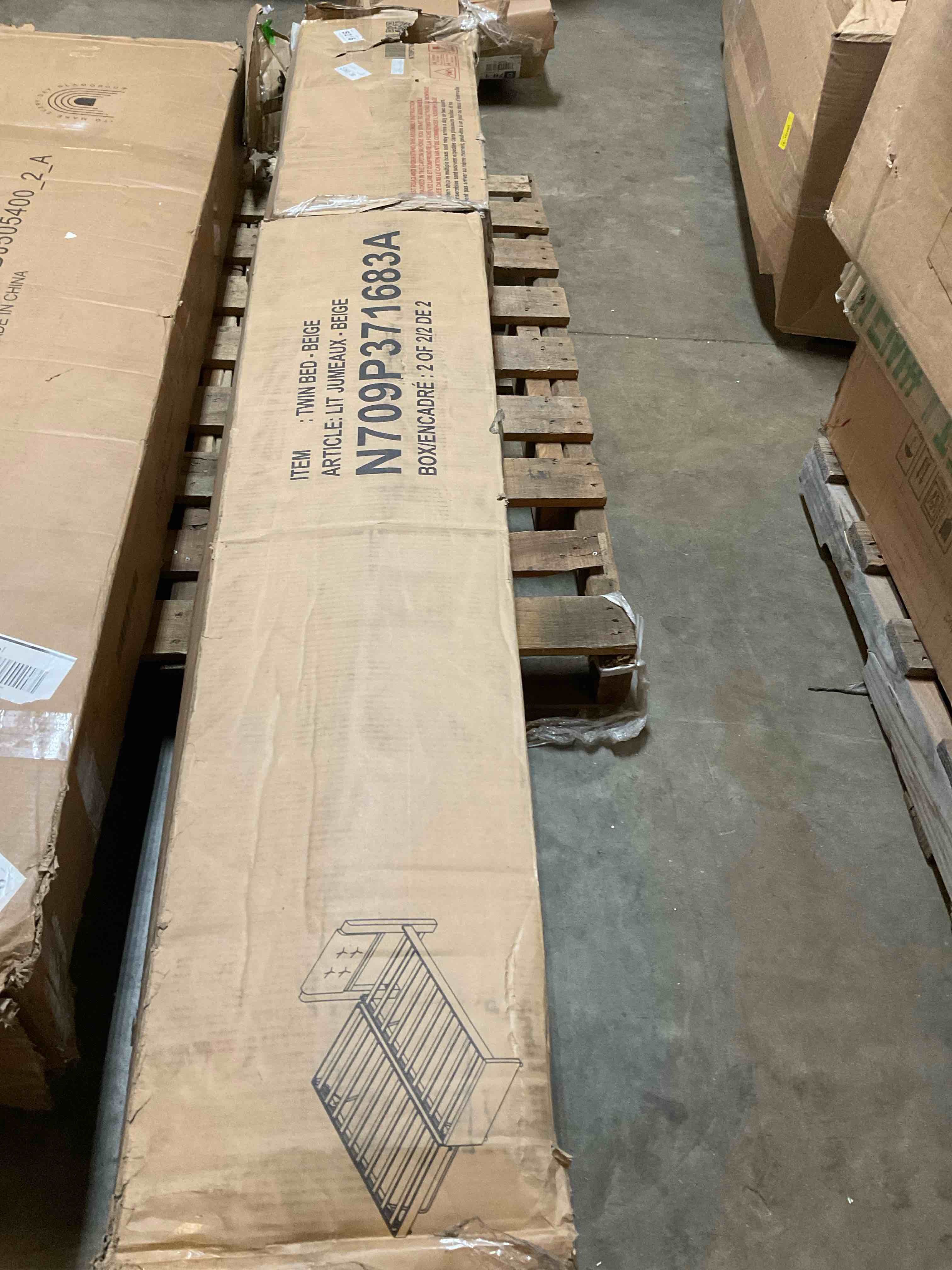 Condition photo showing Good Condition for twin bed frame