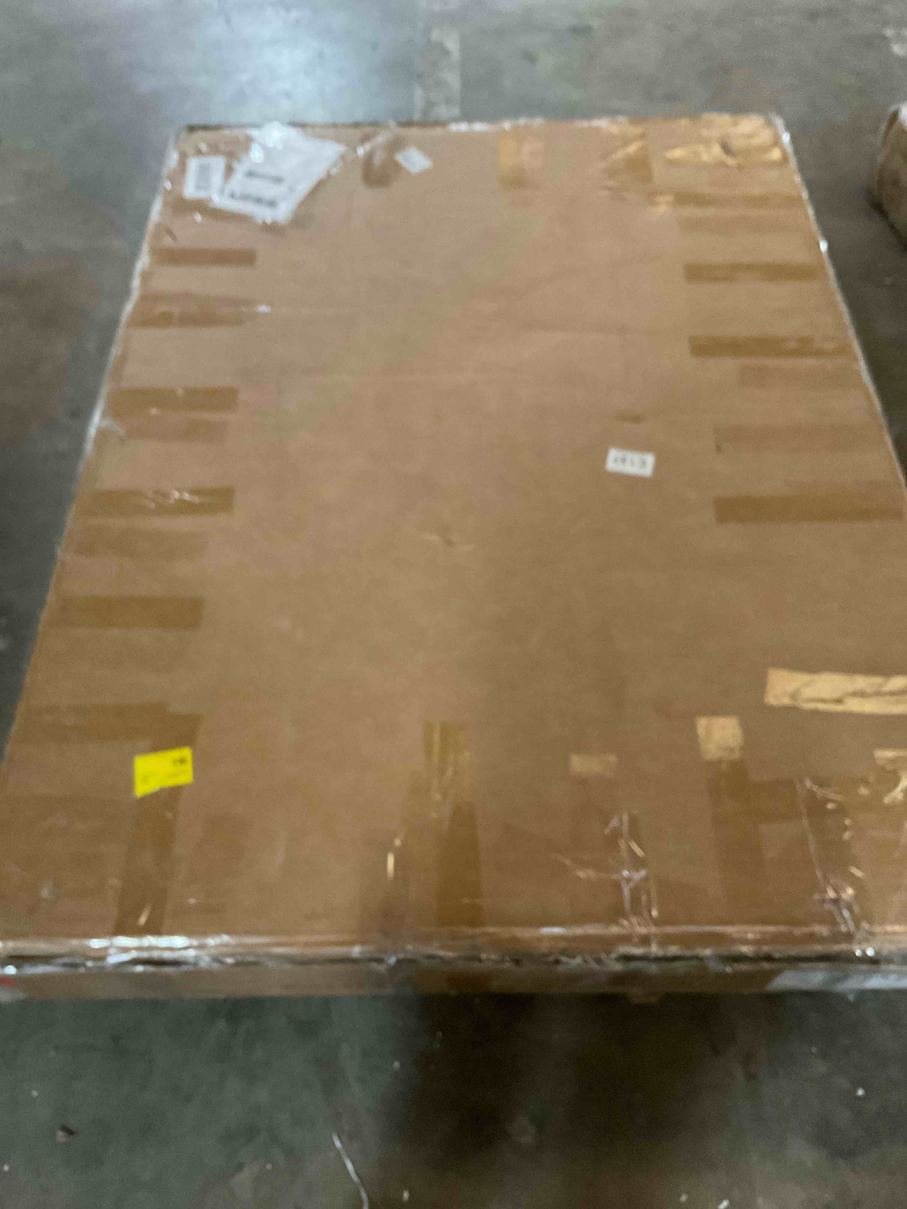 Condition photo showing Good Condition for glass table top