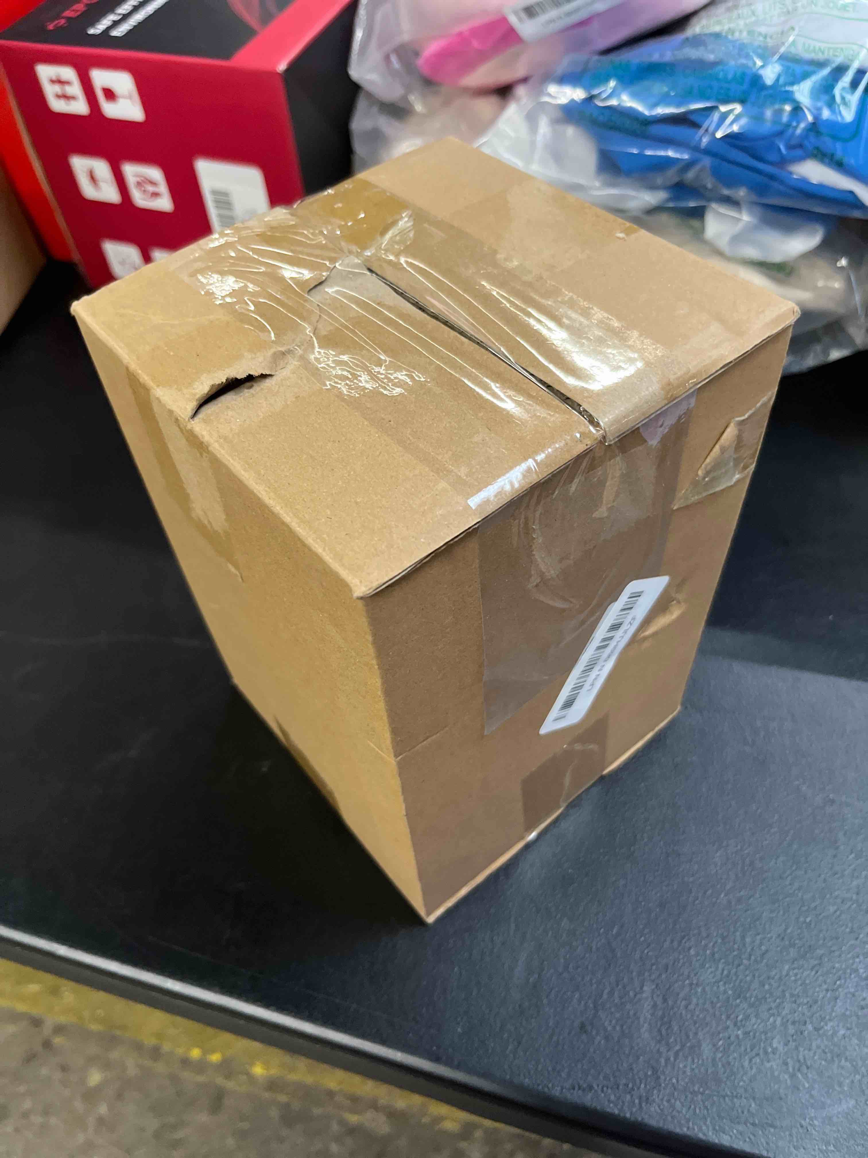 https://s3.amazonaws.com/lotting-images-prod/RustDustWanderlust/GRA4012108_1776267551167.jpeg