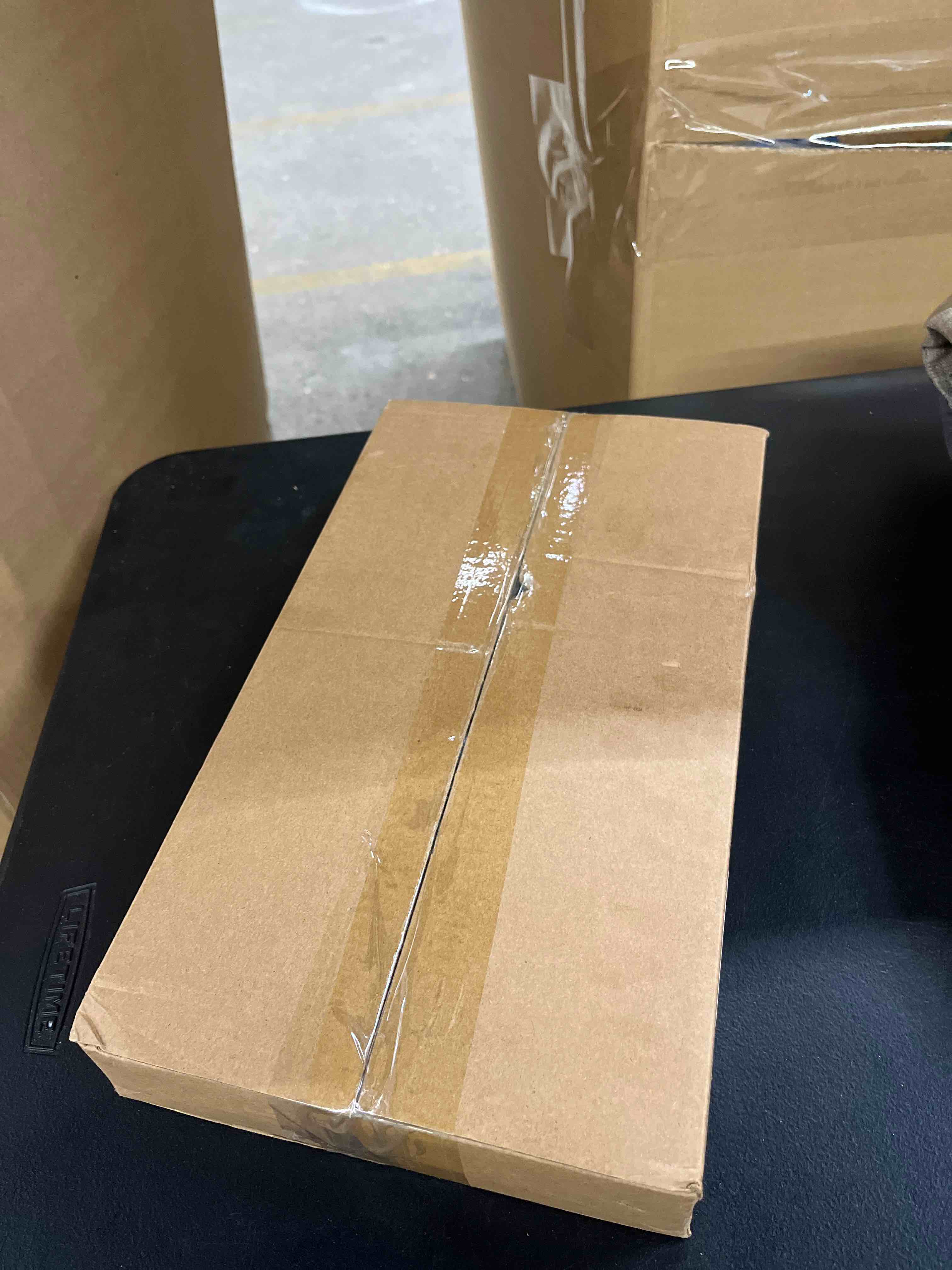 https://s3.amazonaws.com/lotting-images-prod/RustDustWanderlust/GRA4012210_1776260483773.jpeg