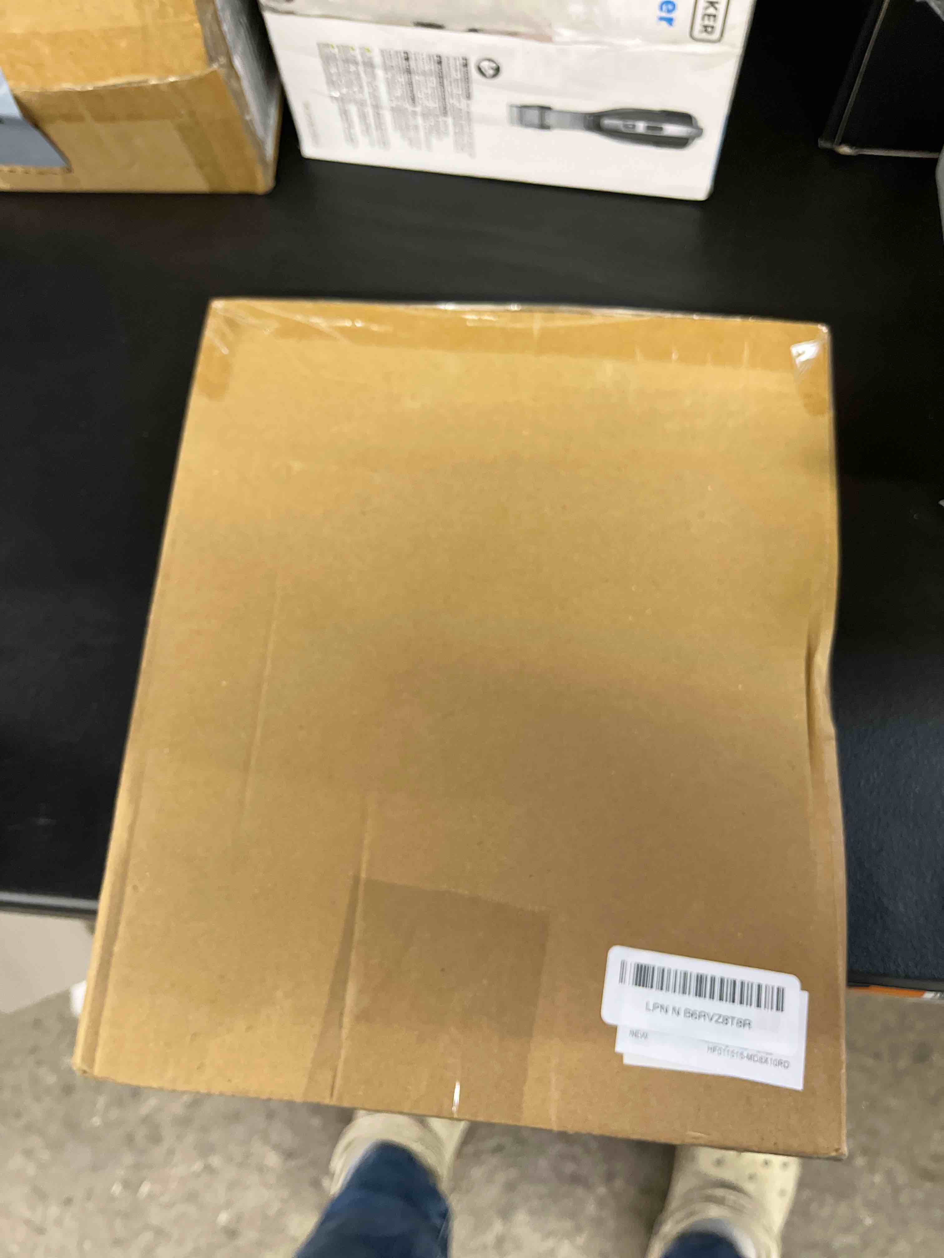 https://s3.amazonaws.com/lotting-images-prod/RustDustWanderlust/GRA4012311_1776266673240.jpeg