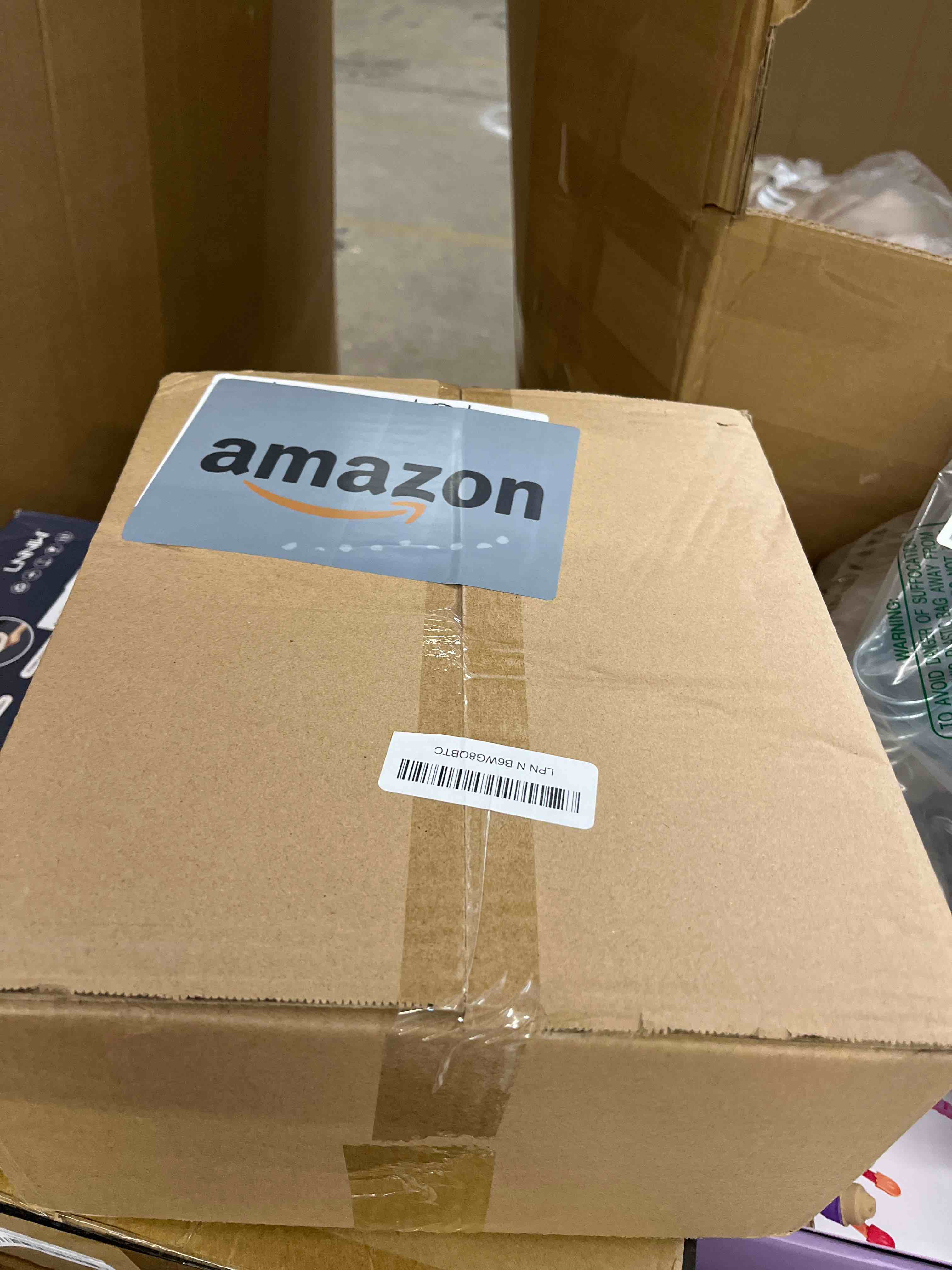 https://s3.amazonaws.com/lotting-images-prod/RustDustWanderlust/GRA4012338_1776267956330.jpeg