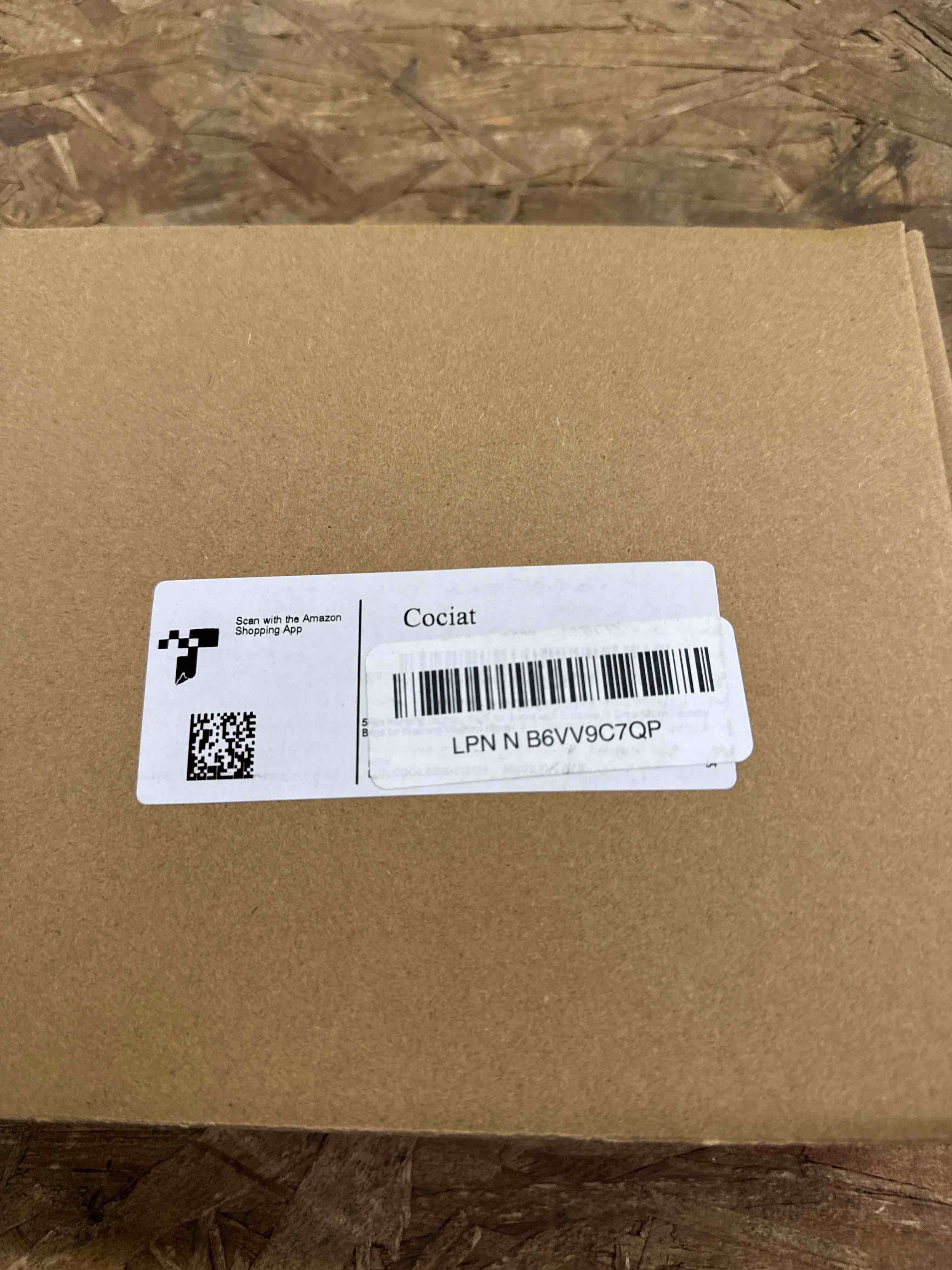 https://s3.amazonaws.com/lotting-images-prod/RustDustWanderlust/GRA4012609_1776265049109.jpeg